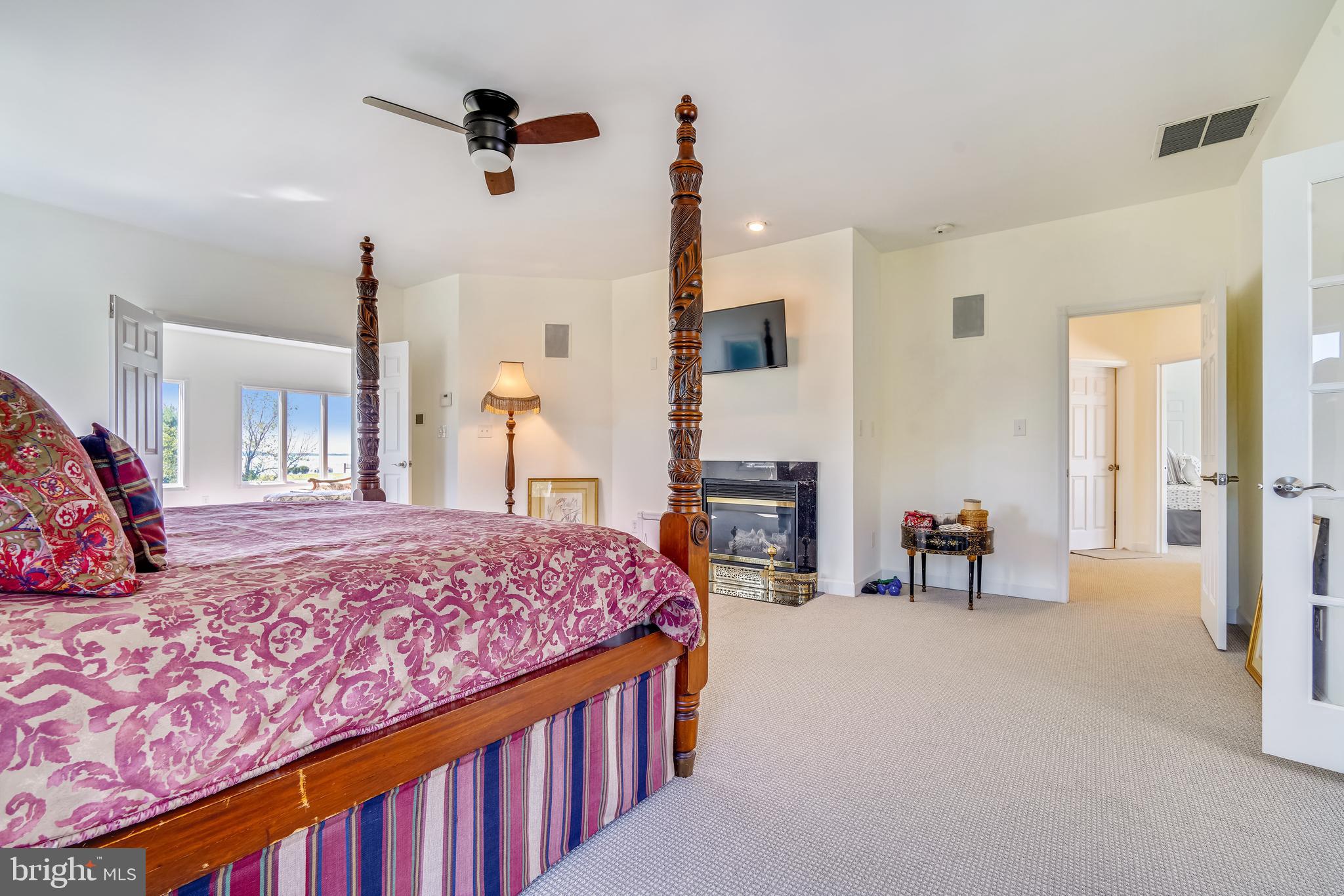 BENNETT POINT - Residential