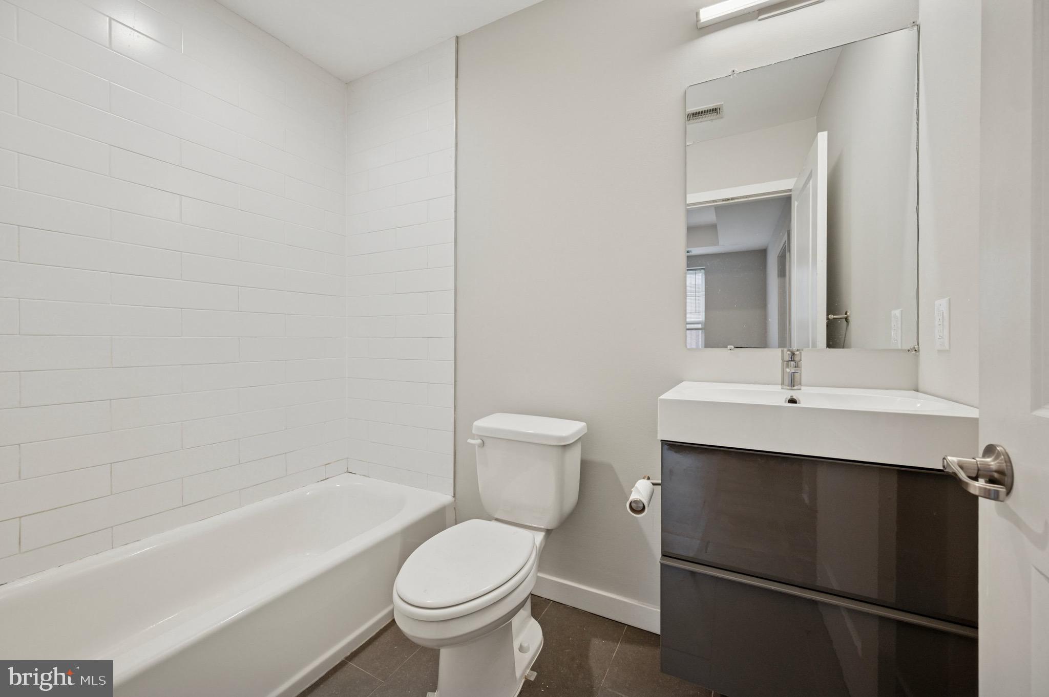 NORTHERN LIBERTIES - Residential Lease