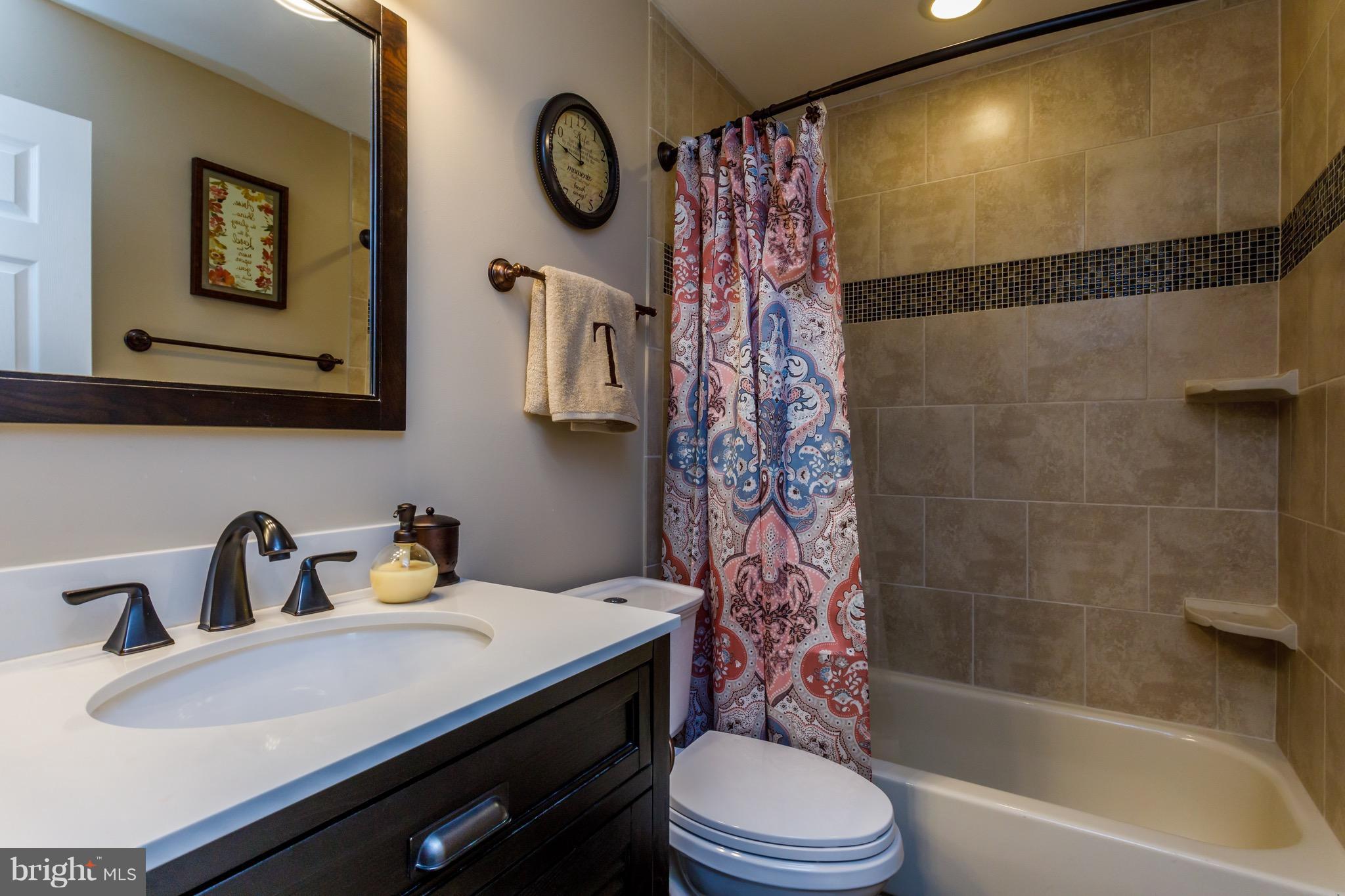 TOWNES OF ASHLEIGH - Residential