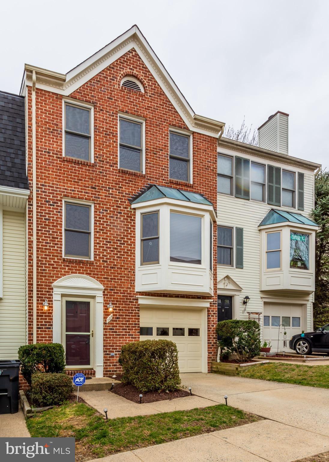 TOWNES OF ASHLEIGH - Residential