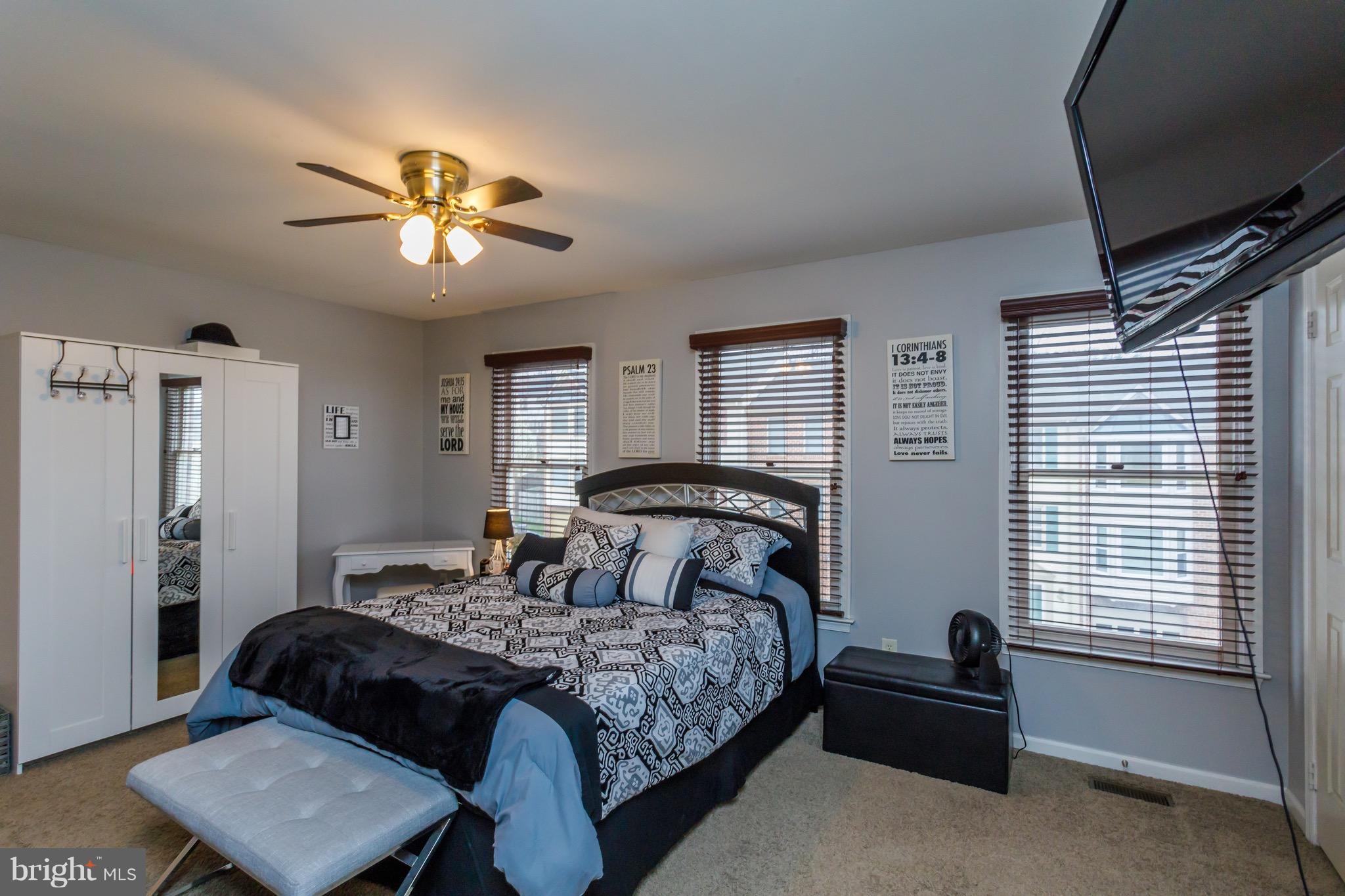 TOWNES OF ASHLEIGH - Residential