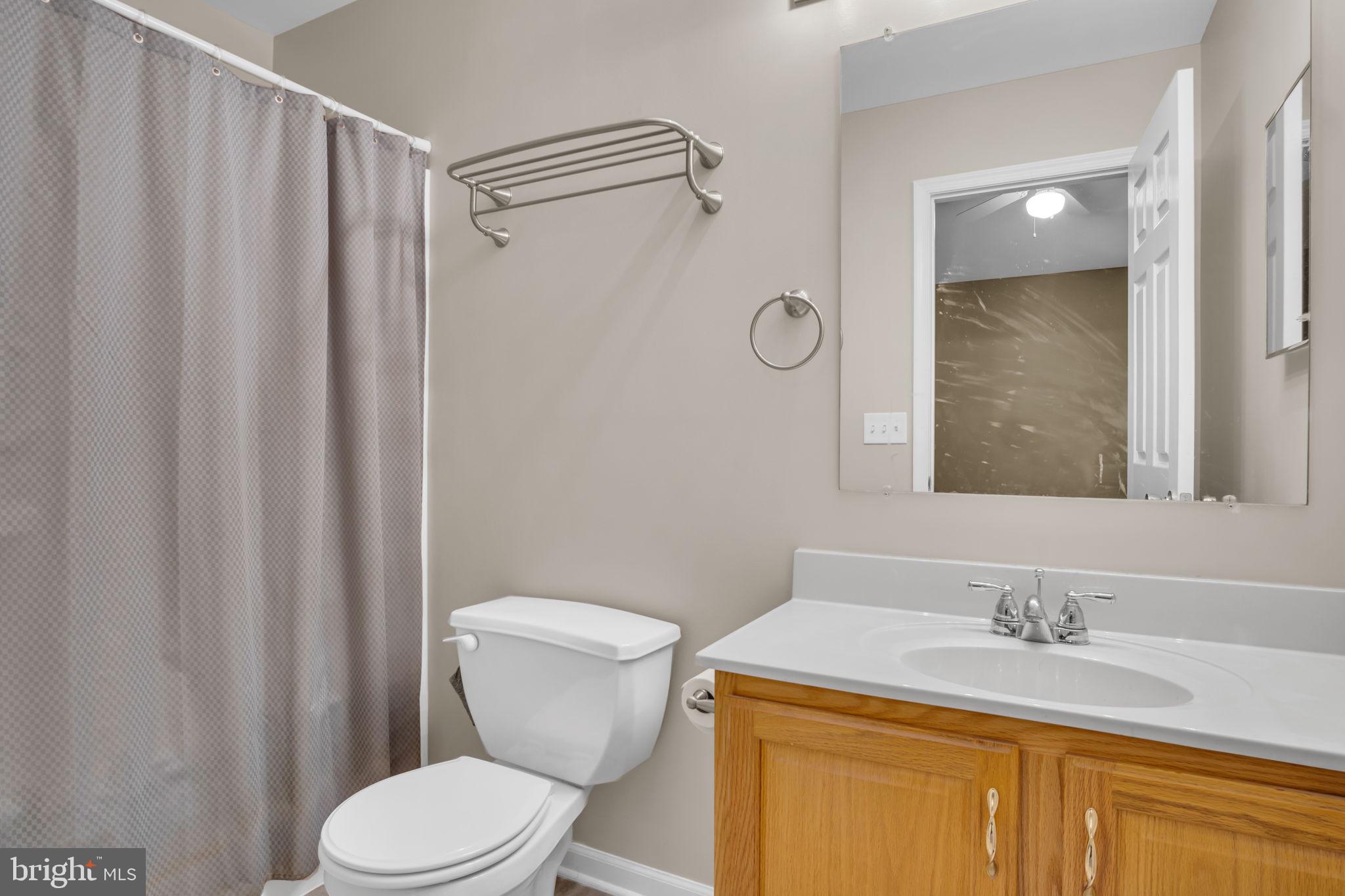 CLOVER LEE - Residential