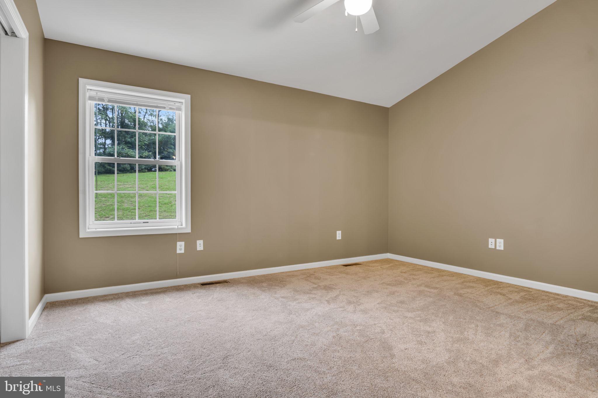 CLOVER LEE - Residential