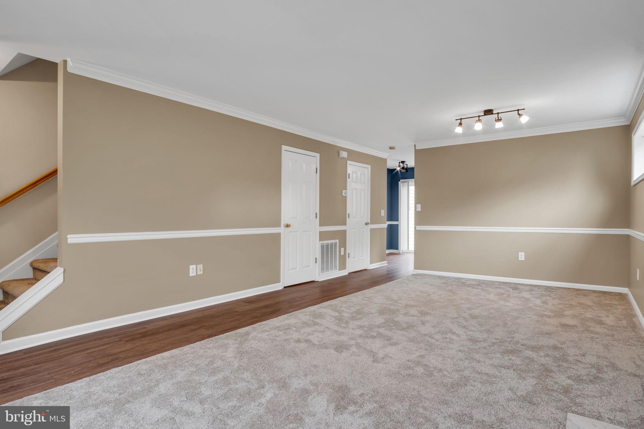 CLOVER LEE - Residential