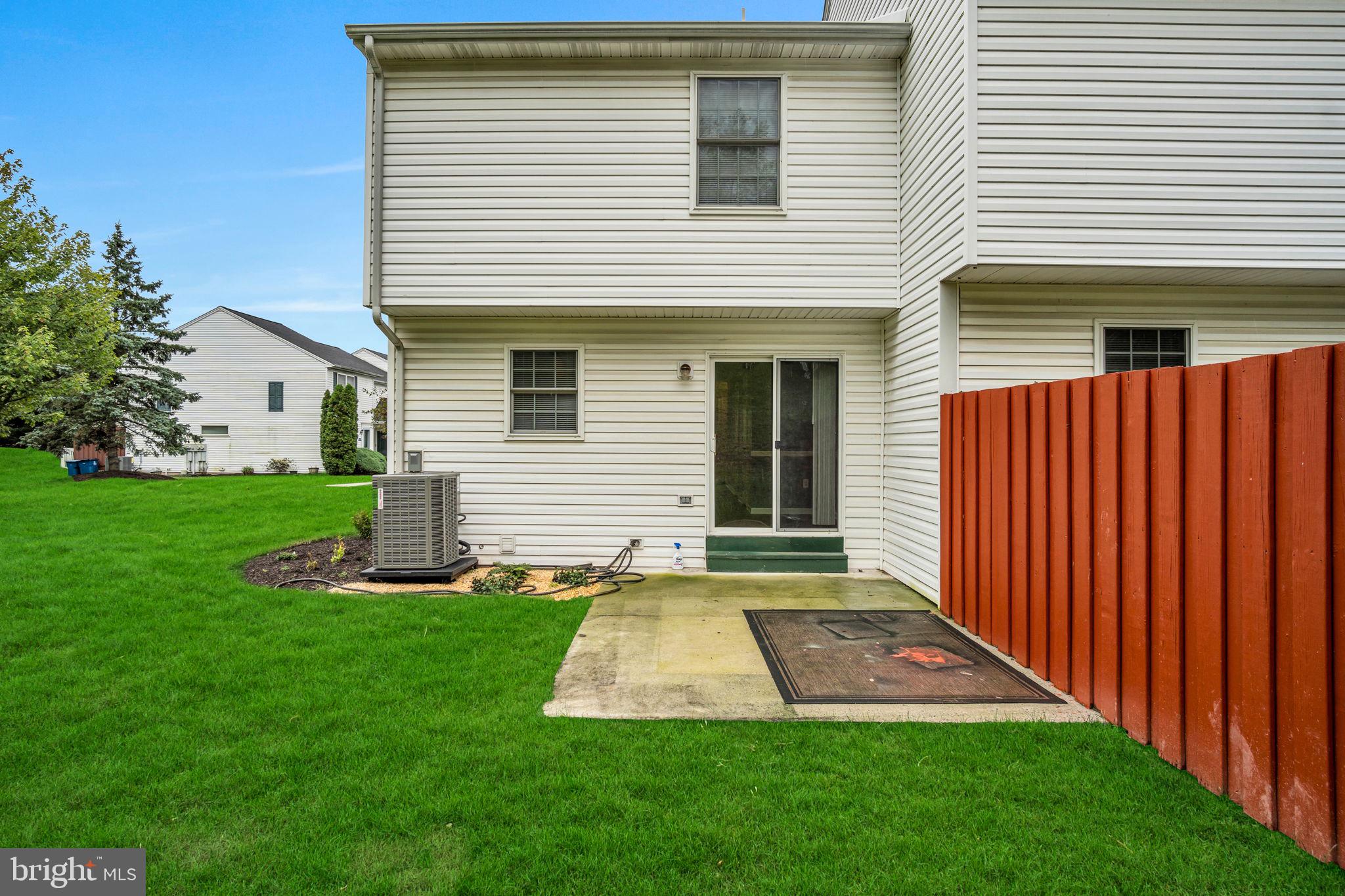 CLOVER LEE - Residential