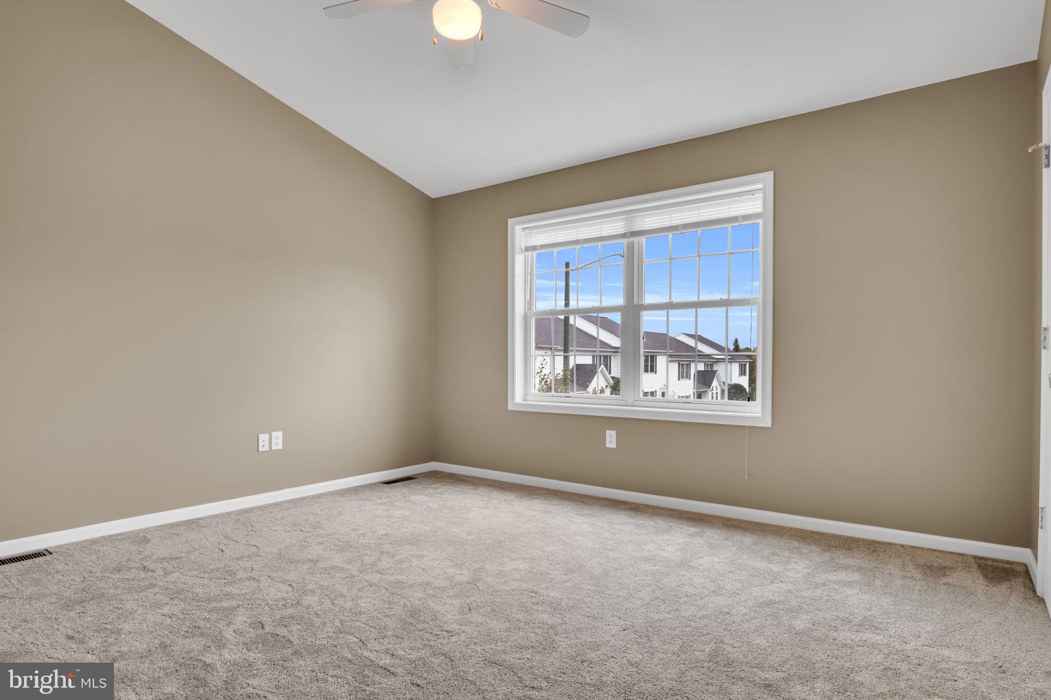 CLOVER LEE - Residential