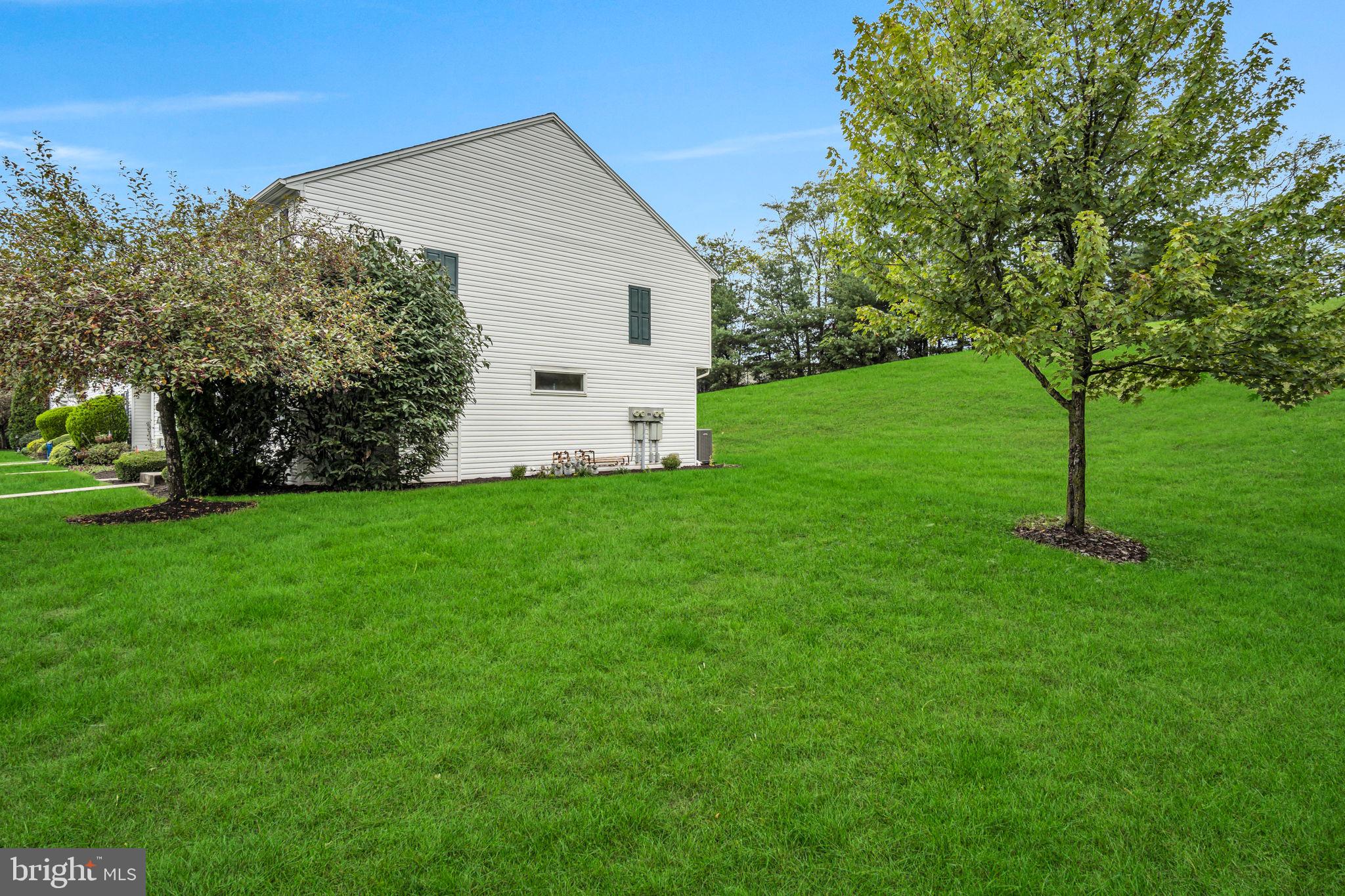 CLOVER LEE - Residential