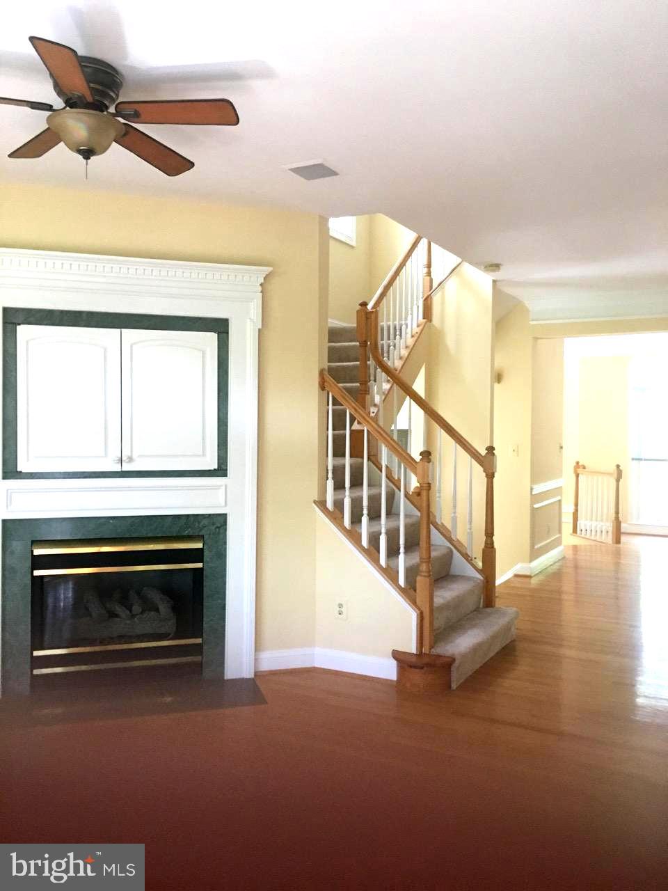 RESTON - Residential Lease