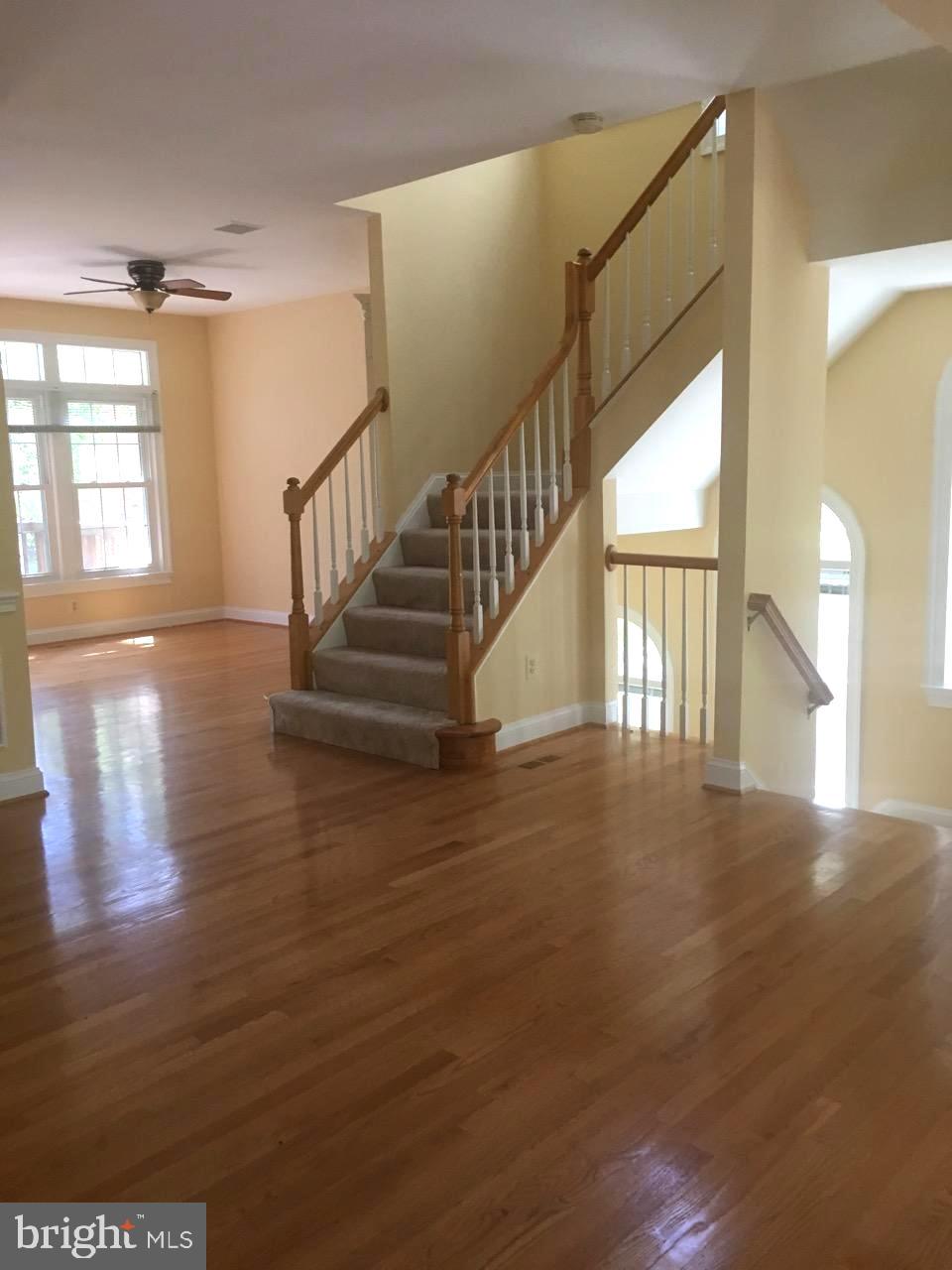 RESTON - Residential Lease