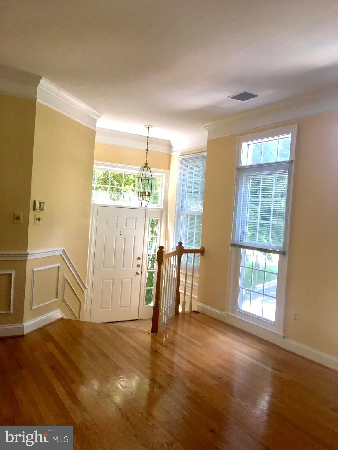 RESTON - Residential Lease