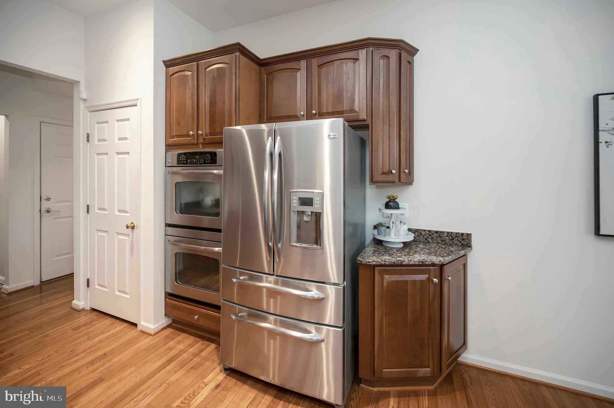 VIRGINIA HERITAGE AT LEE'S PARK - Residential