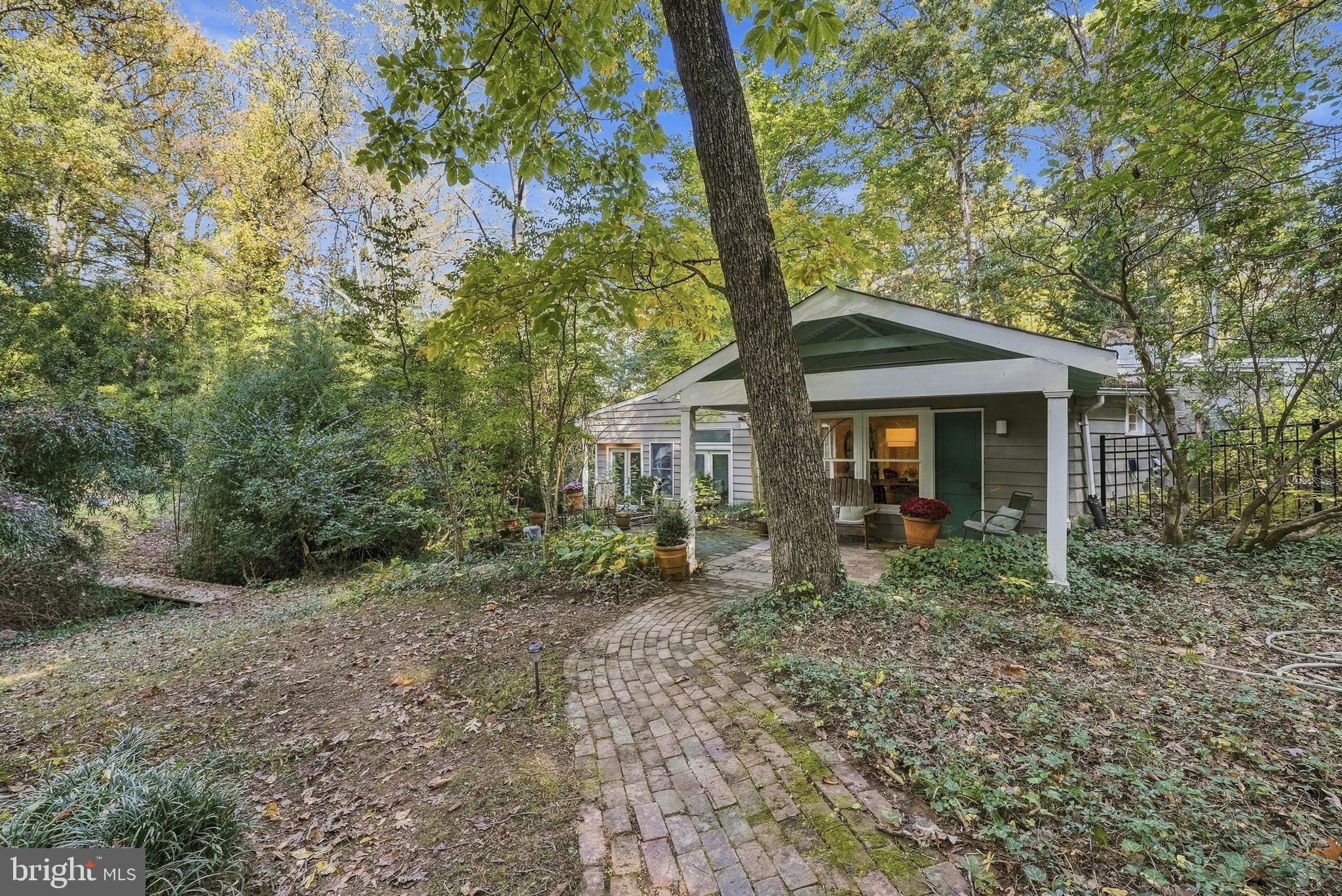 6714 PRINCESS ANNE LANE