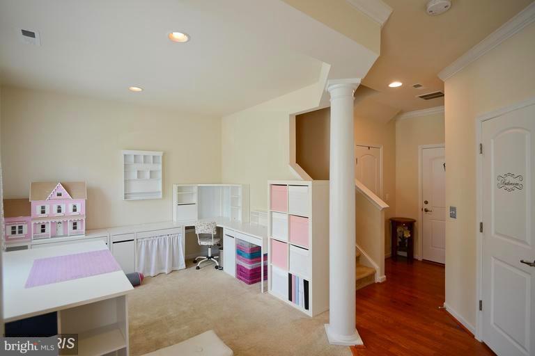 EAST GATE ONE - Residential Lease