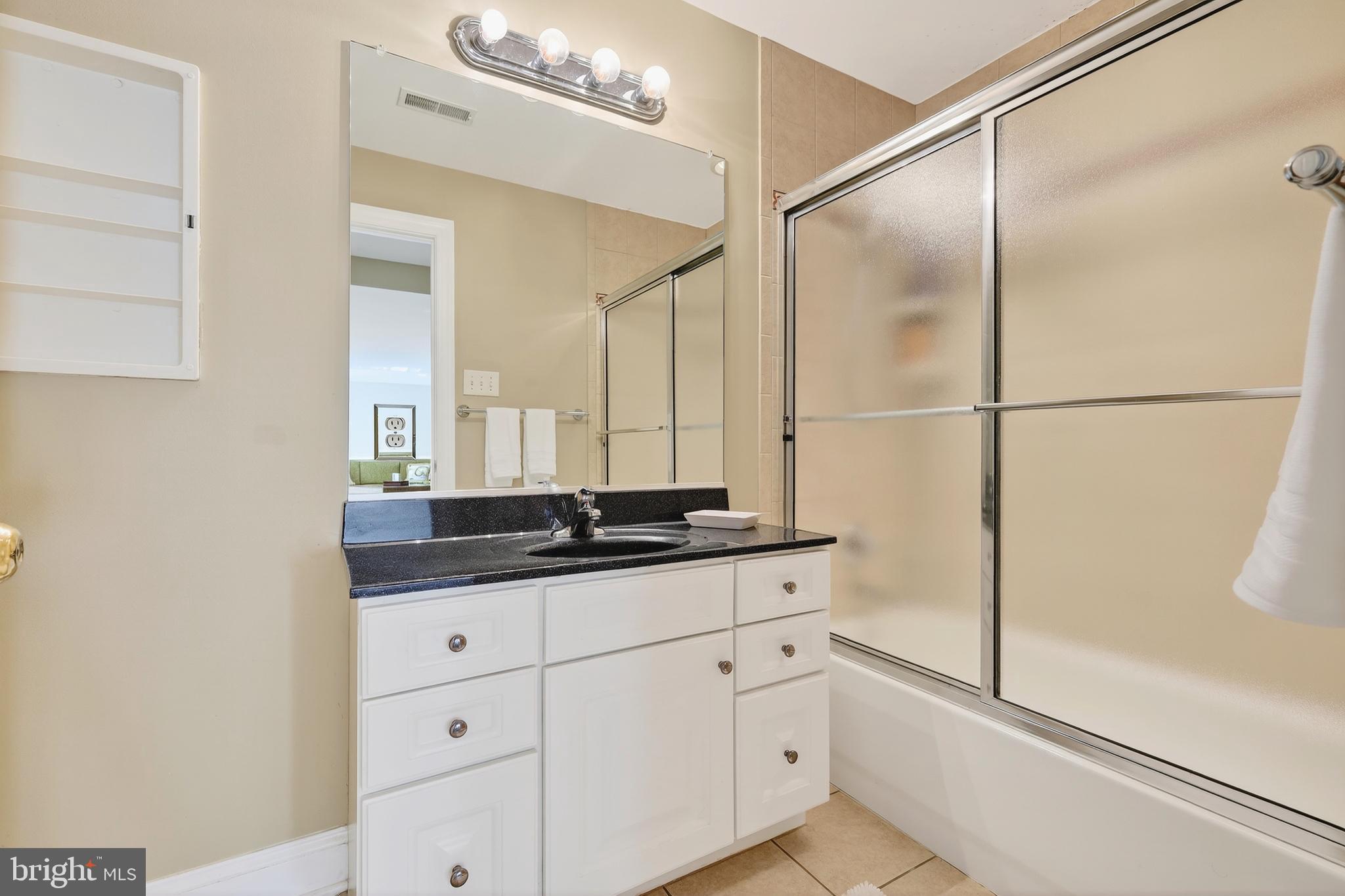 PINDELL WOODS - Residential