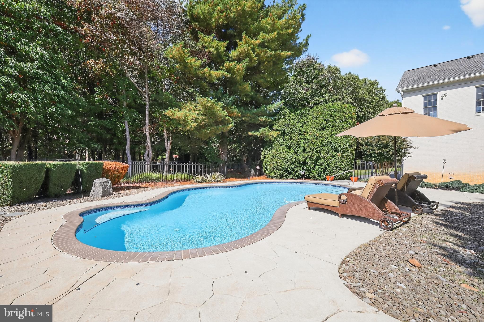 PINDELL WOODS - Residential