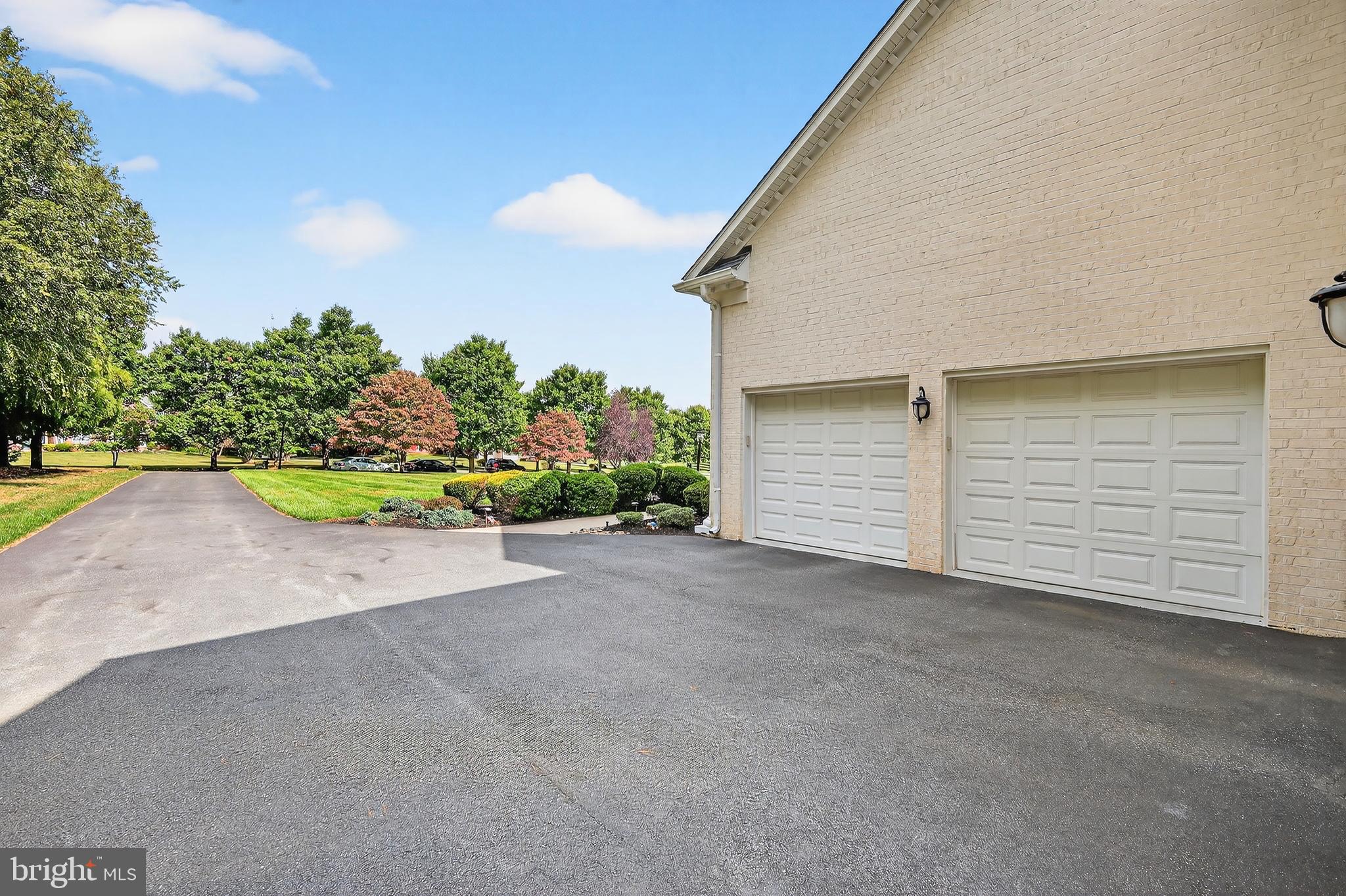 PINDELL WOODS - Residential