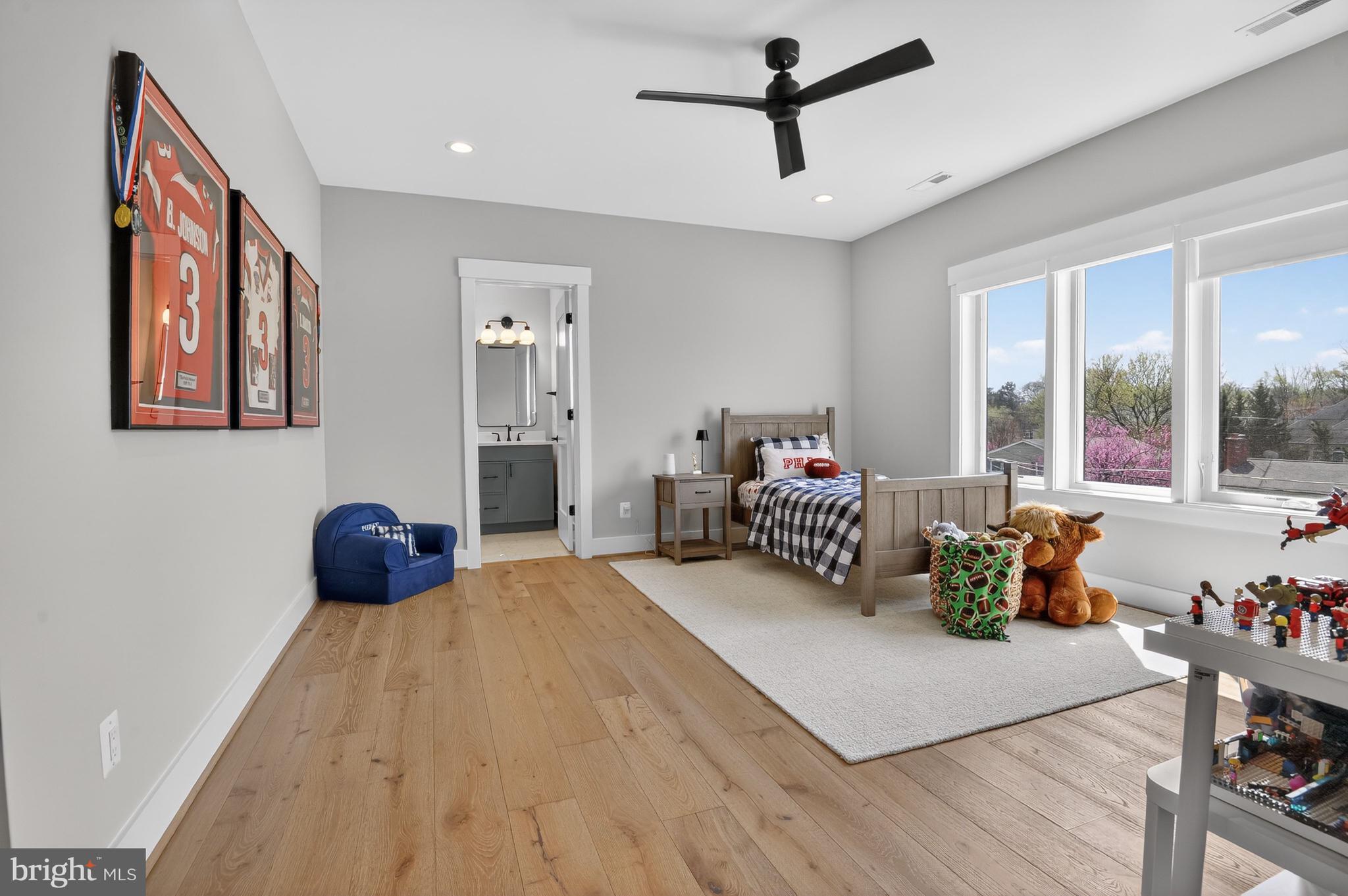 MARLBORO ESTATES - Residential