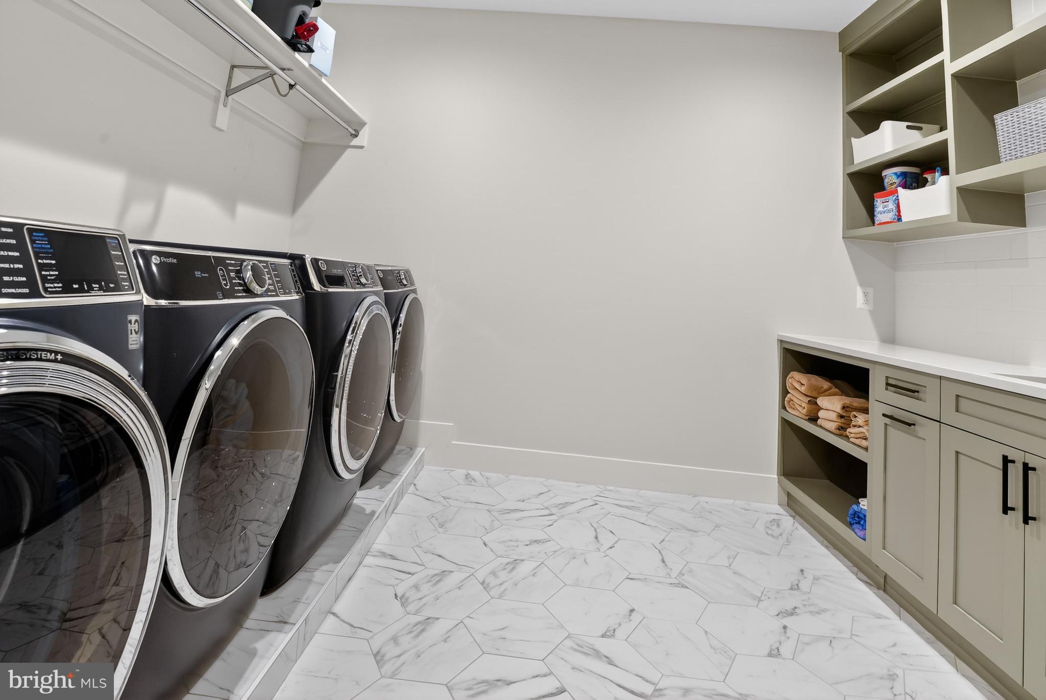 MARLBORO ESTATES - Residential