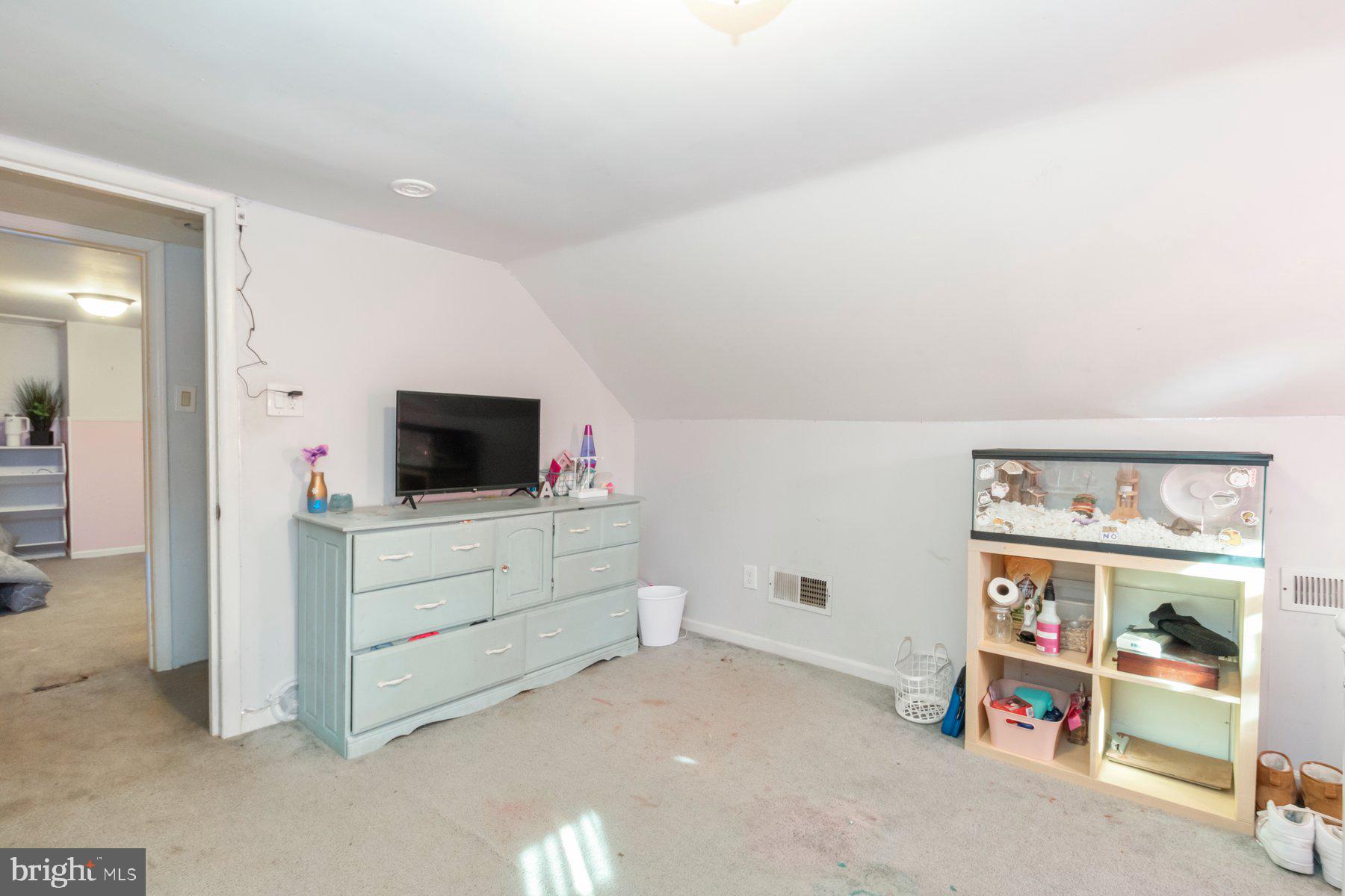 EDGEMERE/SPARROWS POINT - Residential