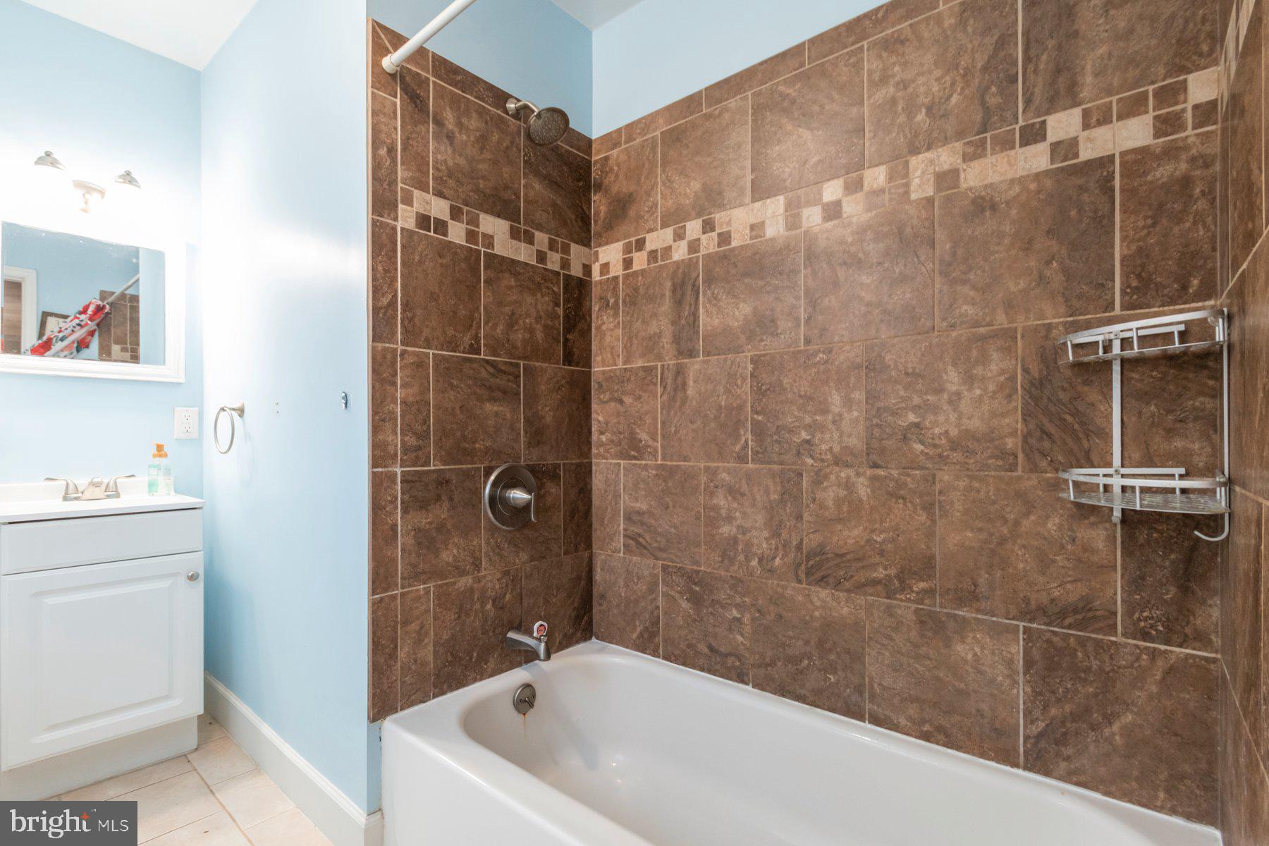 EDGEMERE/SPARROWS POINT - Residential