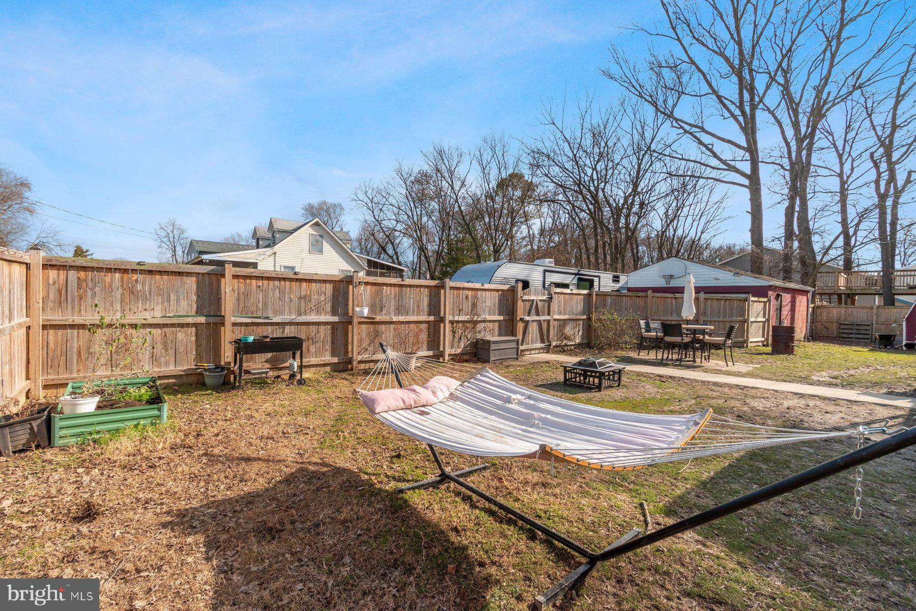 EDGEMERE/SPARROWS POINT - Residential