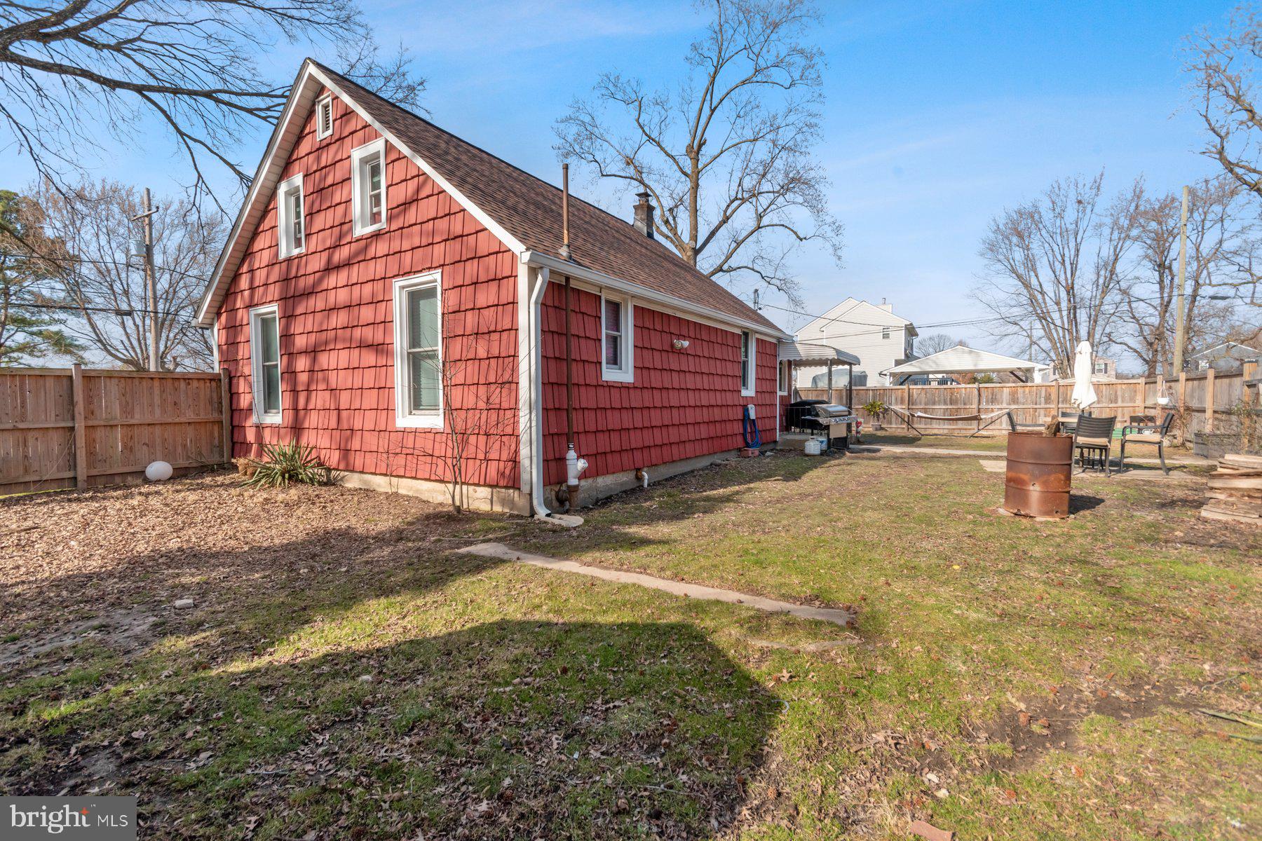 EDGEMERE/SPARROWS POINT - Residential