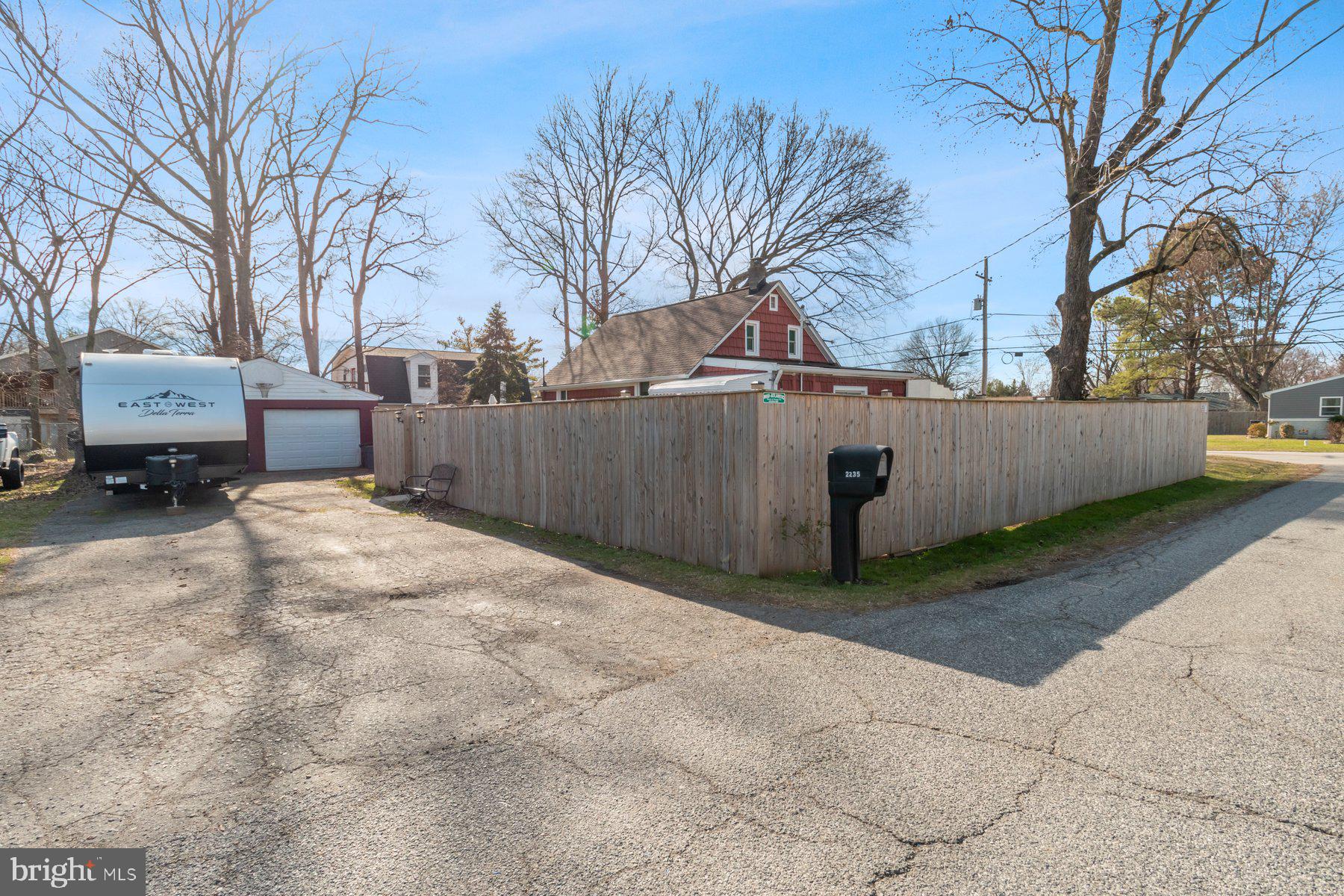 EDGEMERE/SPARROWS POINT - Residential