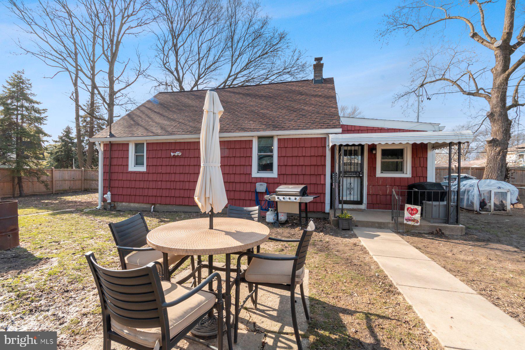 EDGEMERE/SPARROWS POINT - Residential