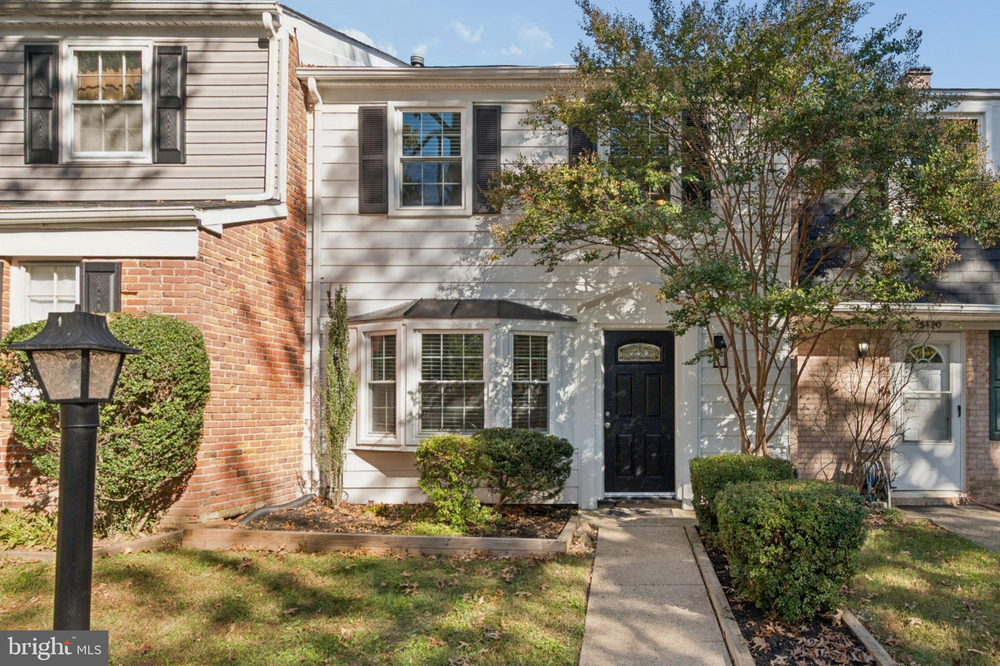 5462 GLOUCESTER ROAD