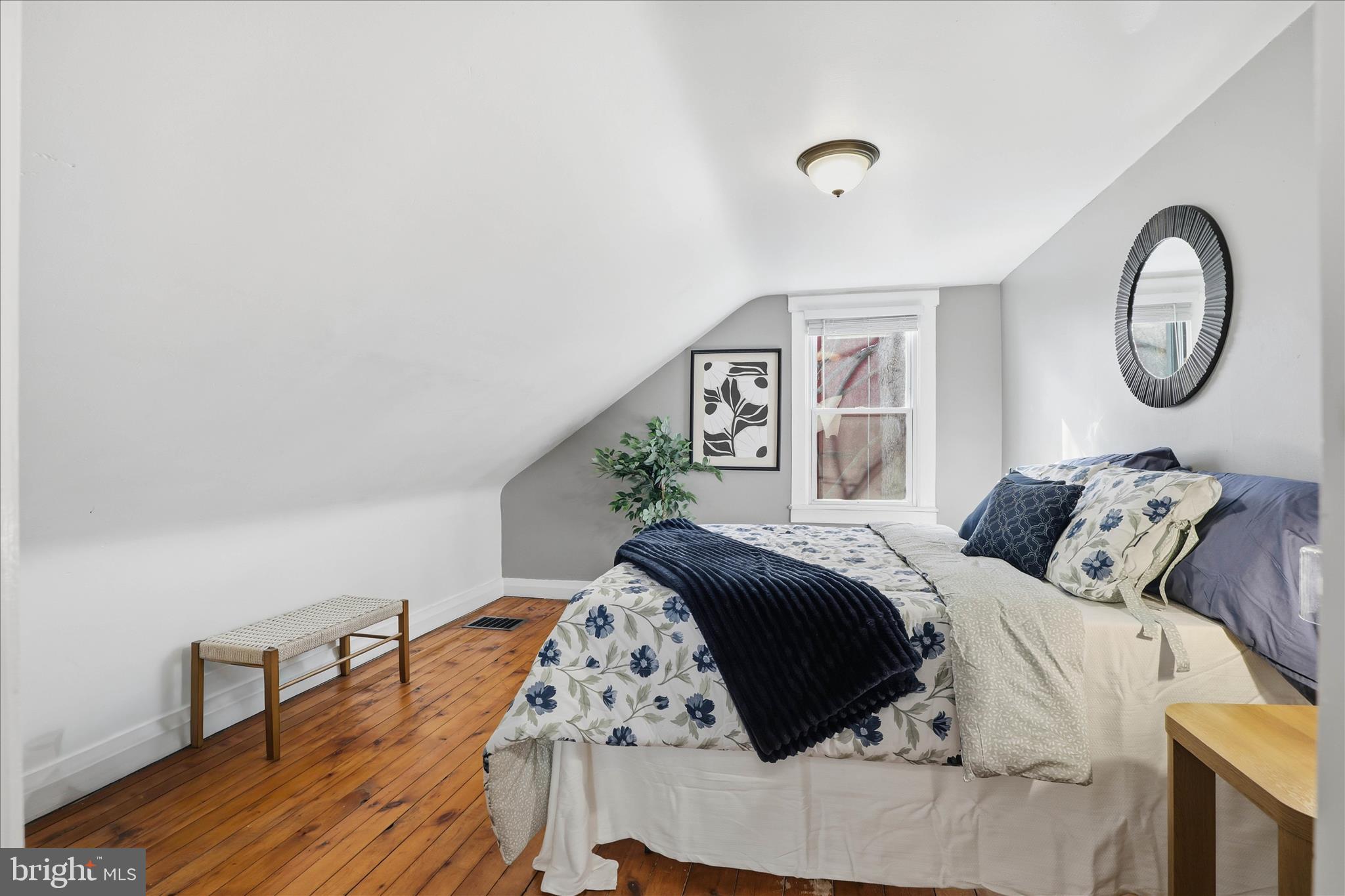 CABBAGE HILL - Residential