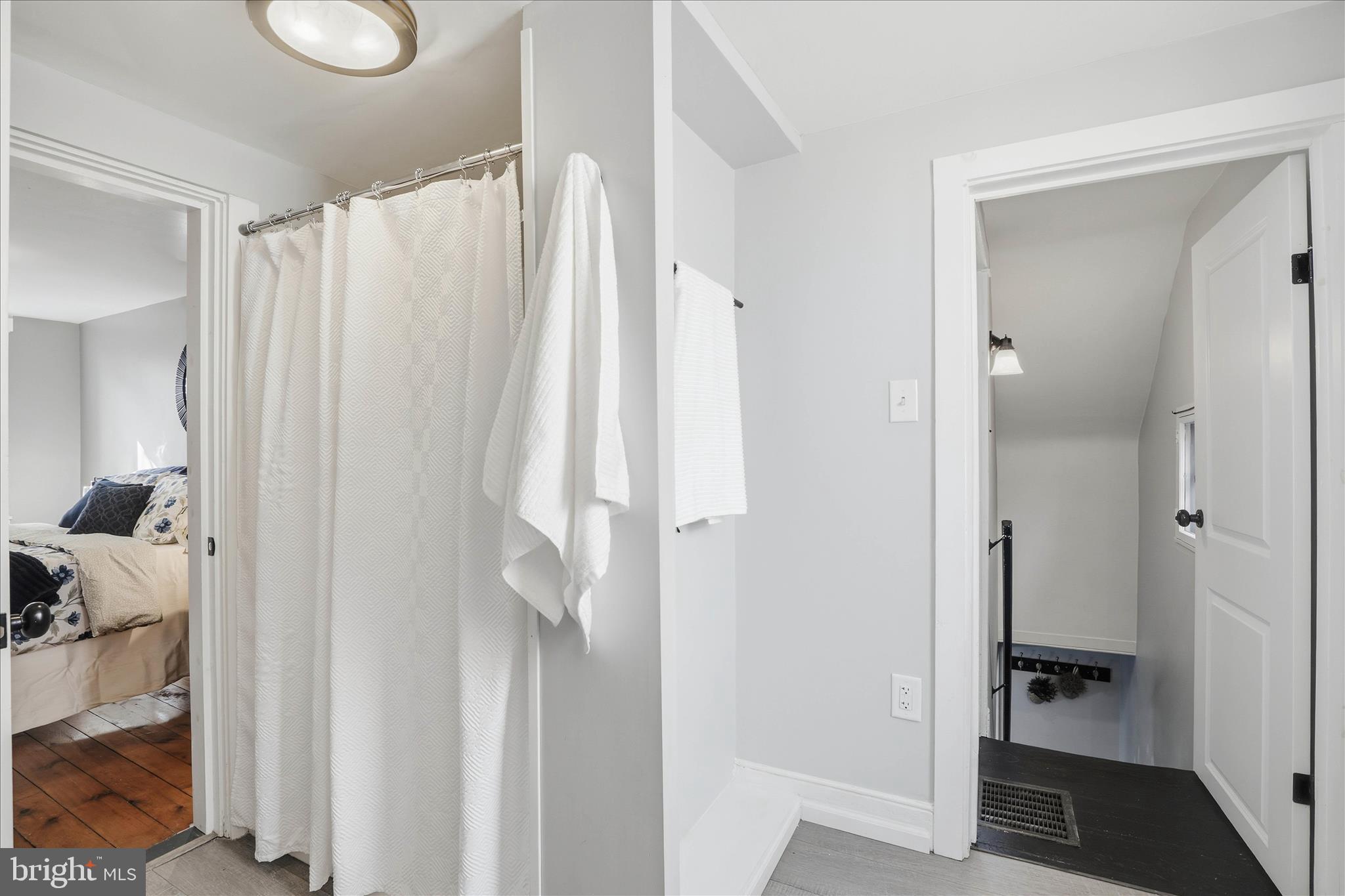 CABBAGE HILL - Residential