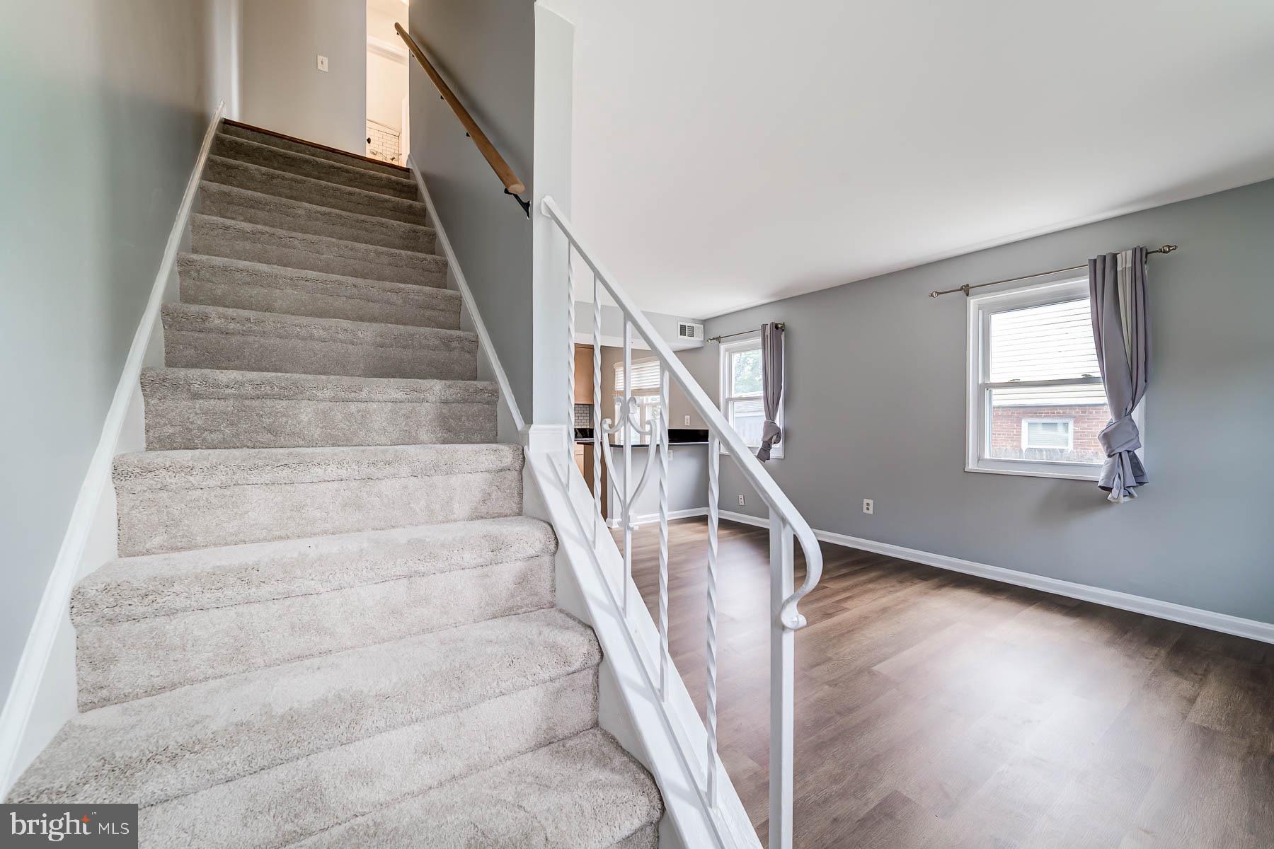 HUNTINGTON - Residential Lease