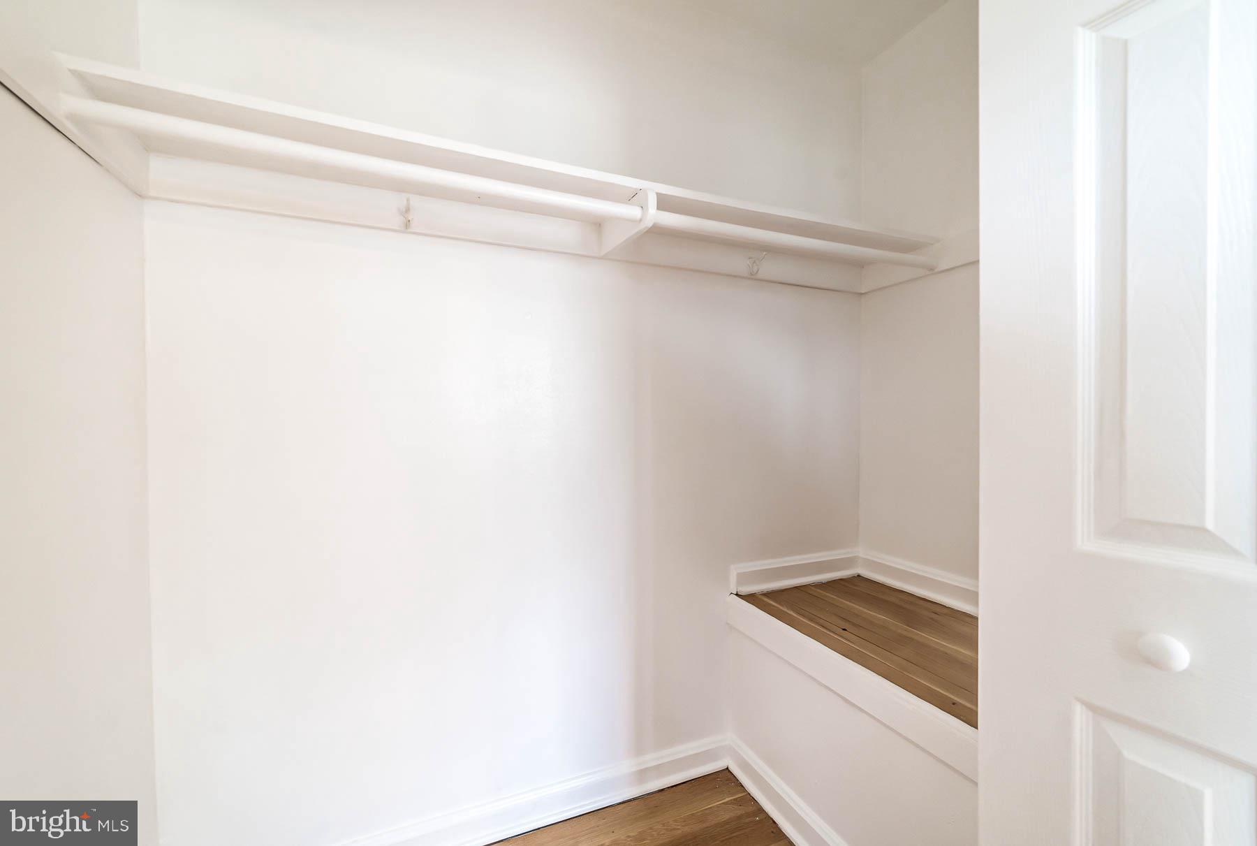 HUNTINGTON - Residential Lease