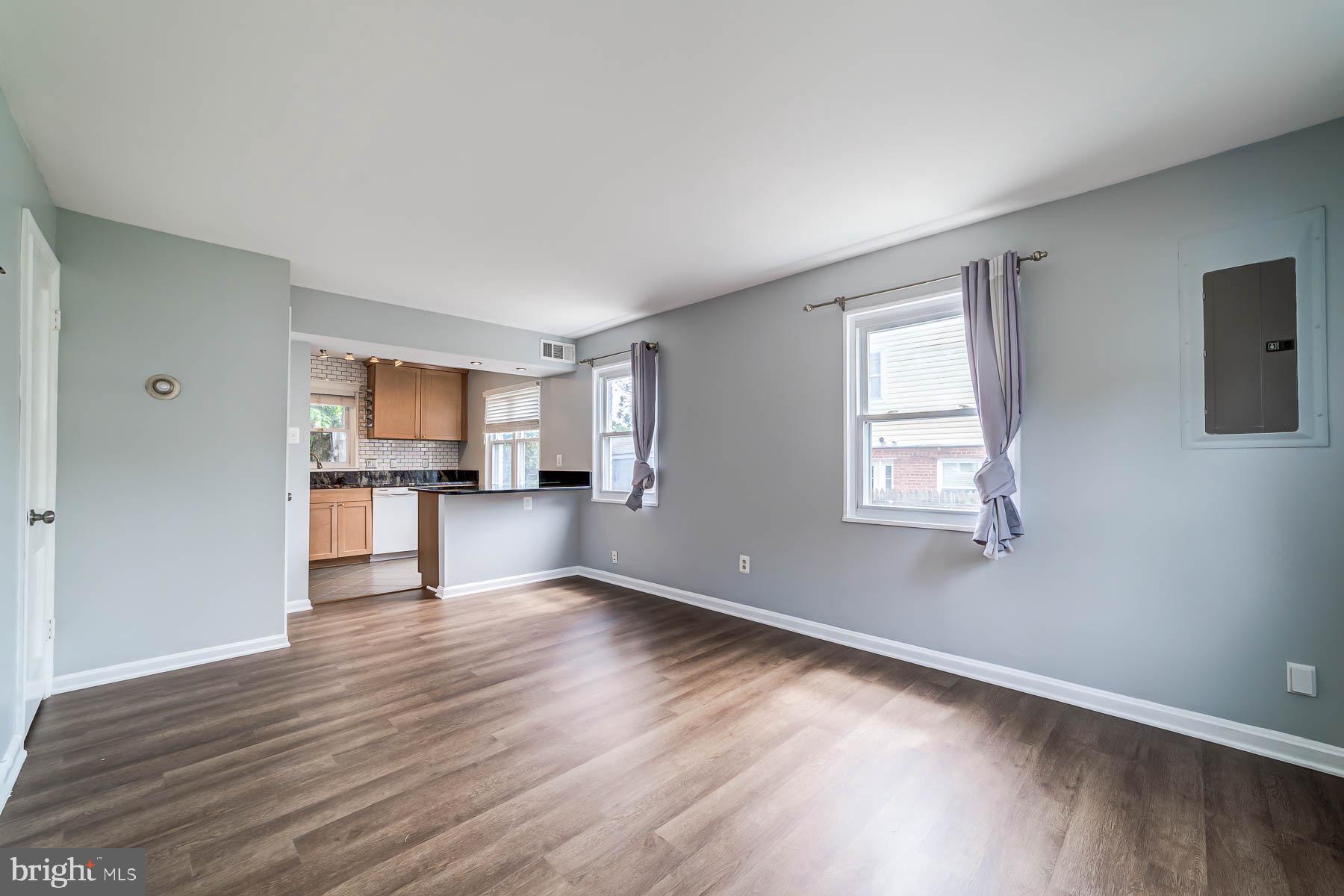 HUNTINGTON - Residential Lease