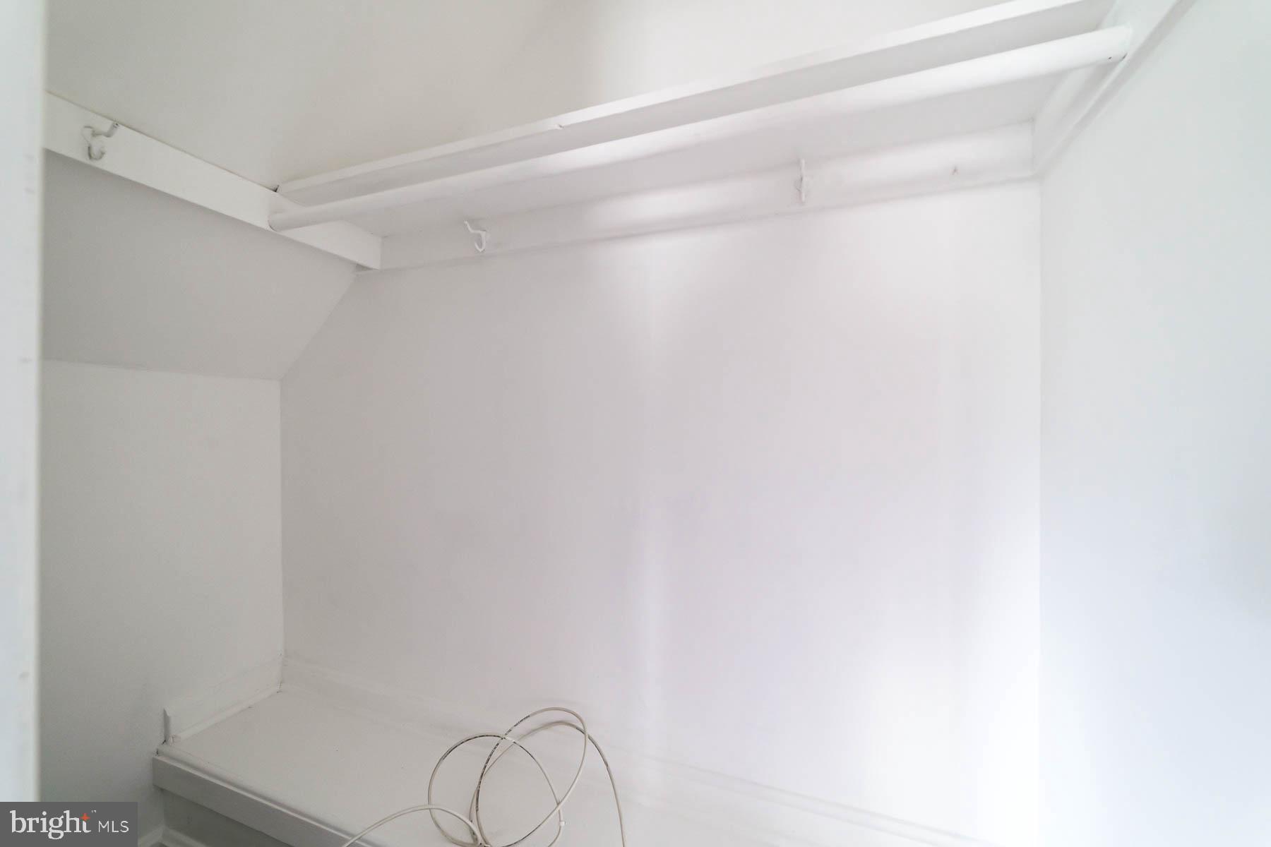 HUNTINGTON - Residential Lease