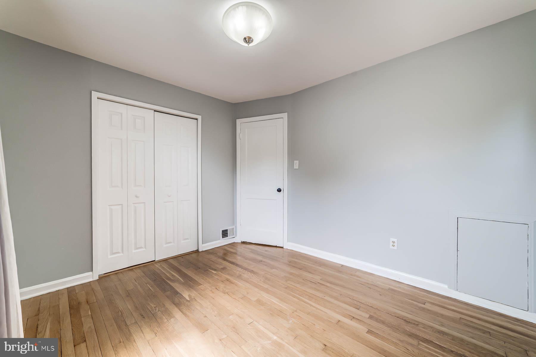 HUNTINGTON - Residential Lease