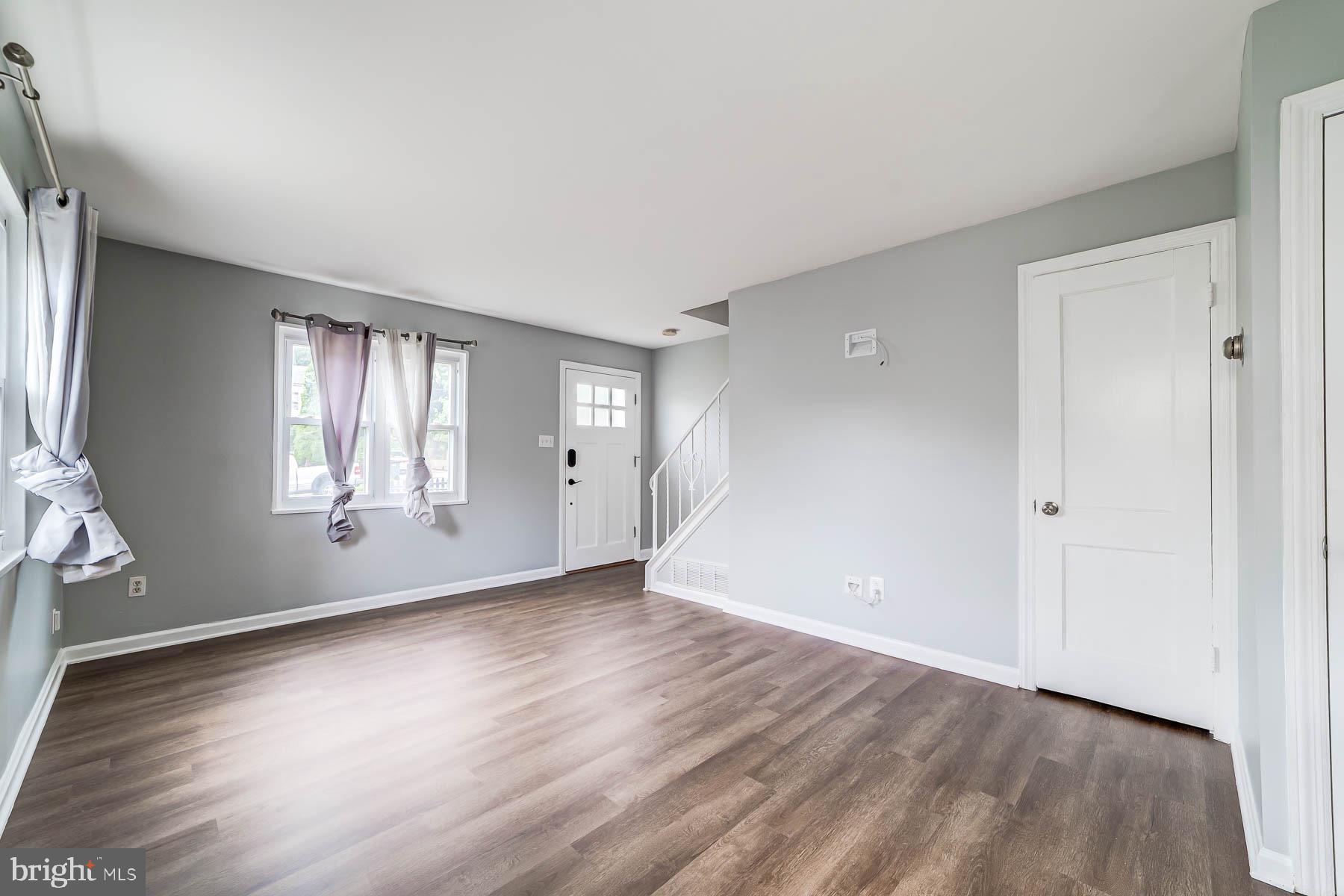 HUNTINGTON - Residential Lease