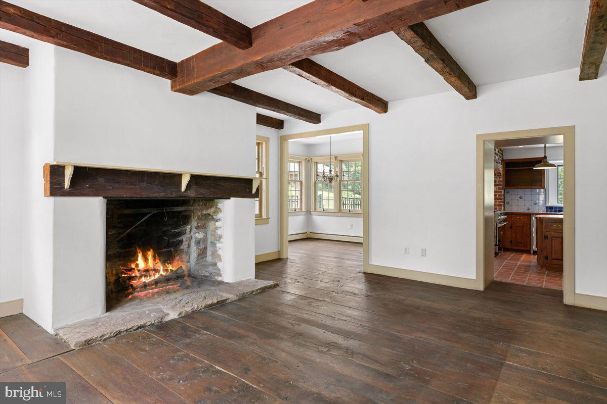 CHESTER SPRINGS - Residential