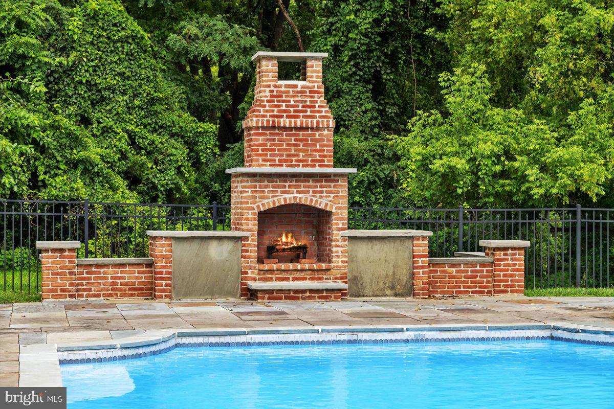 CHESTER SPRINGS - Residential