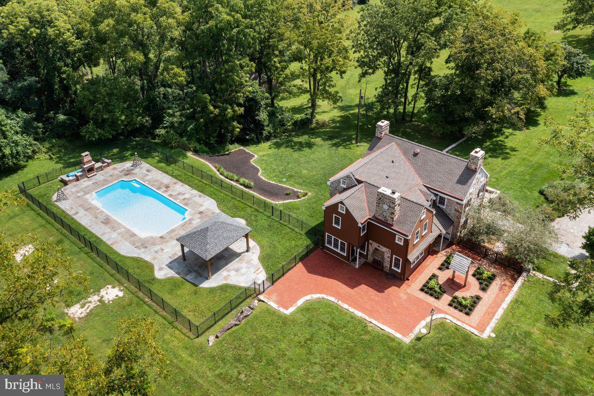 CHESTER SPRINGS - Residential