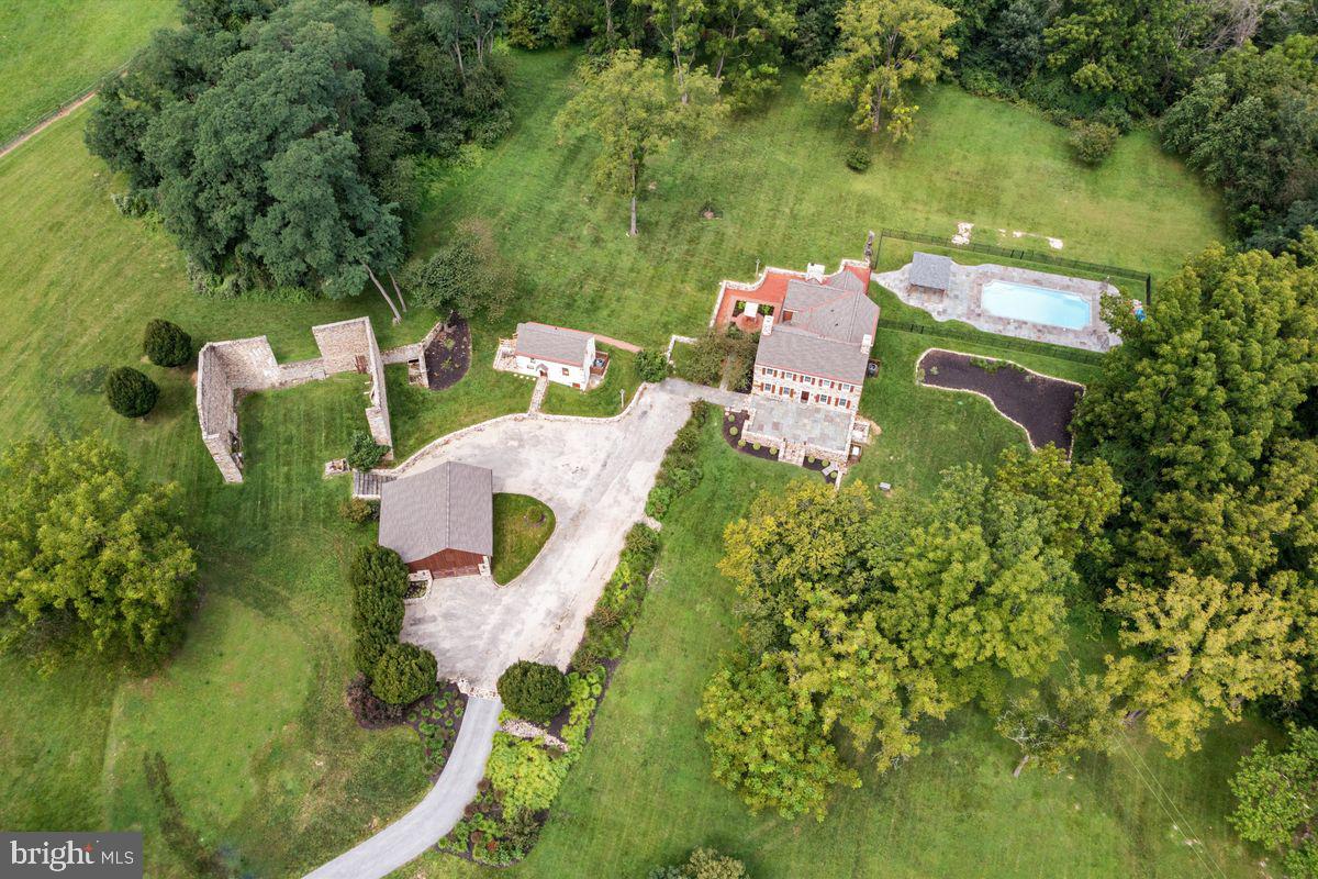 CHESTER SPRINGS - Residential