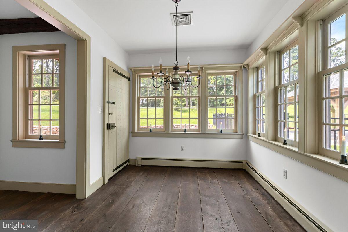 CHESTER SPRINGS - Residential