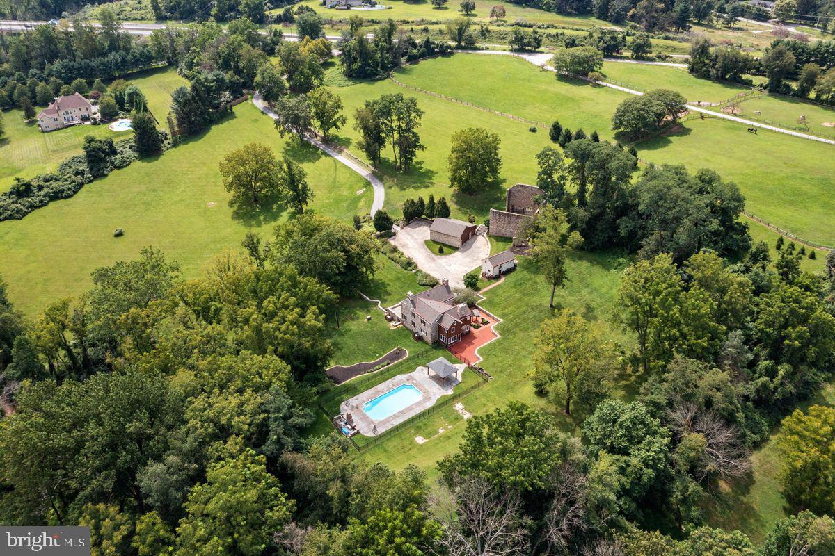 CHESTER SPRINGS - Residential