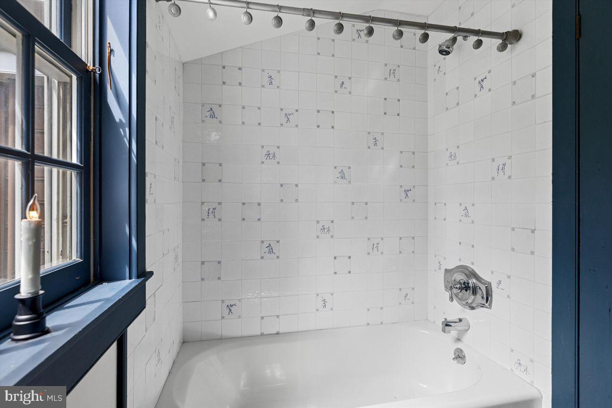 CHESTER SPRINGS - Residential