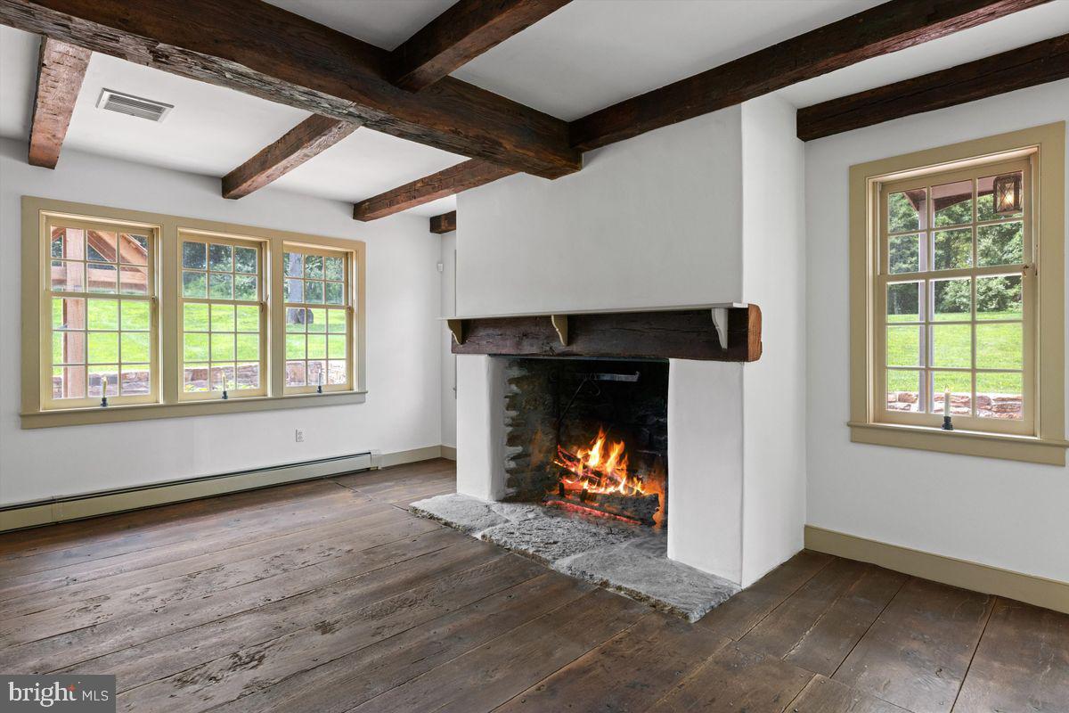 CHESTER SPRINGS - Residential