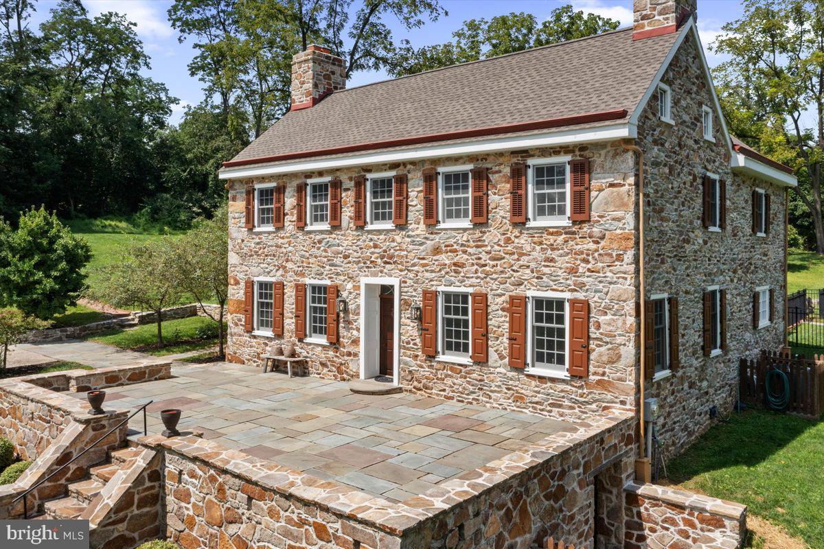 CHESTER SPRINGS - Residential