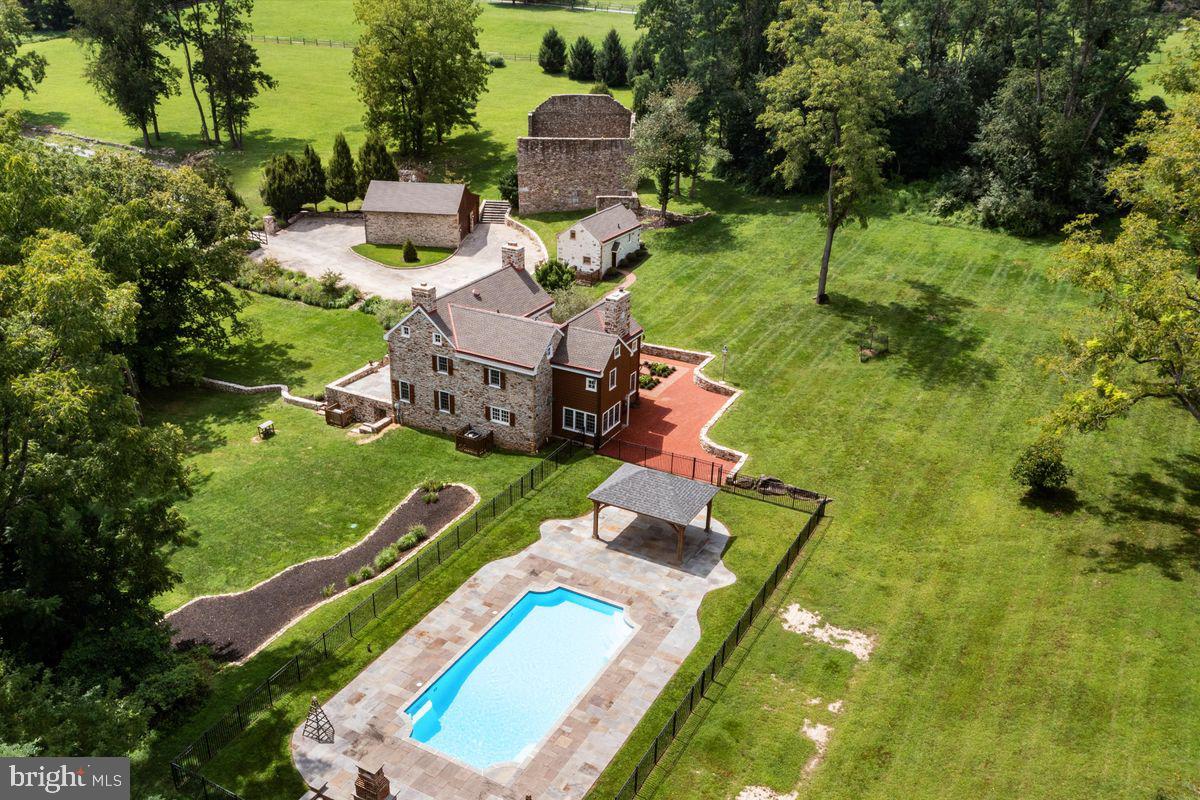 CHESTER SPRINGS - Residential