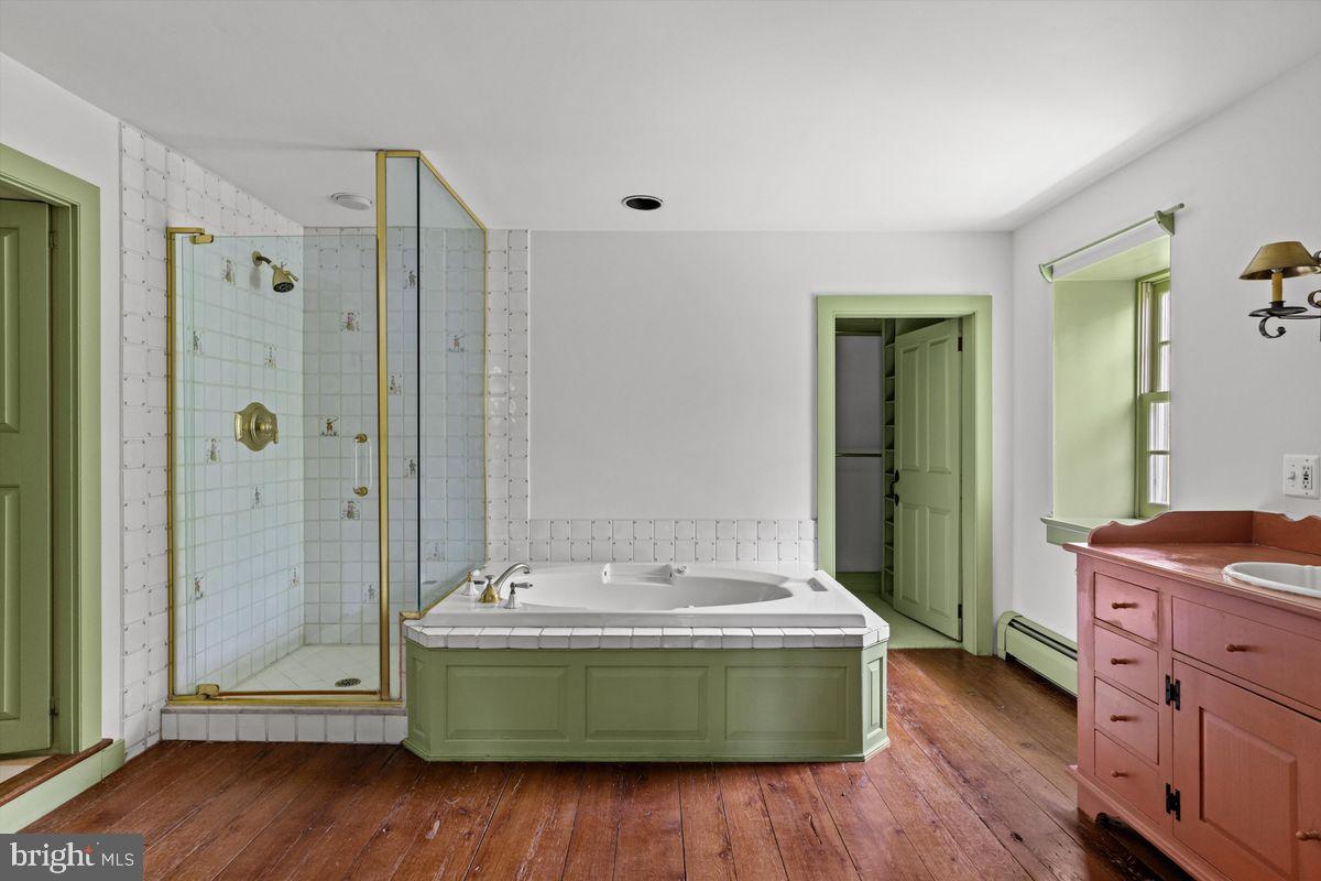 CHESTER SPRINGS - Residential