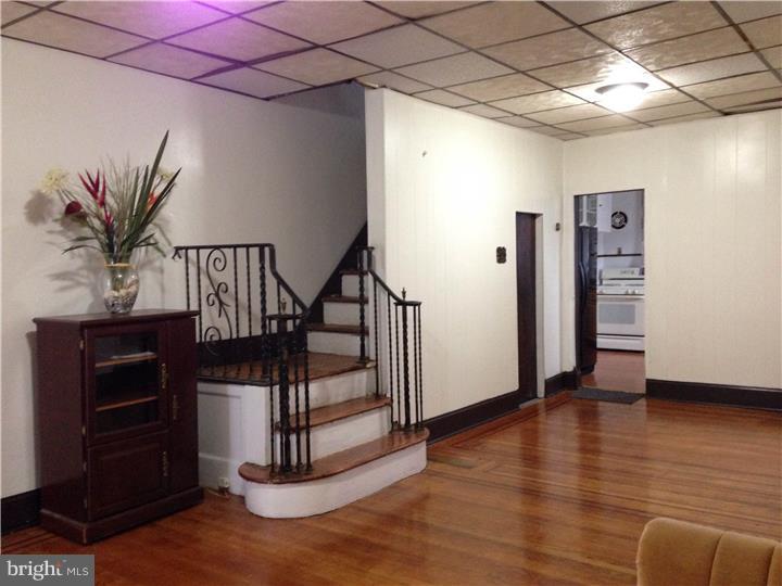 OVERBROOK - Residential Lease