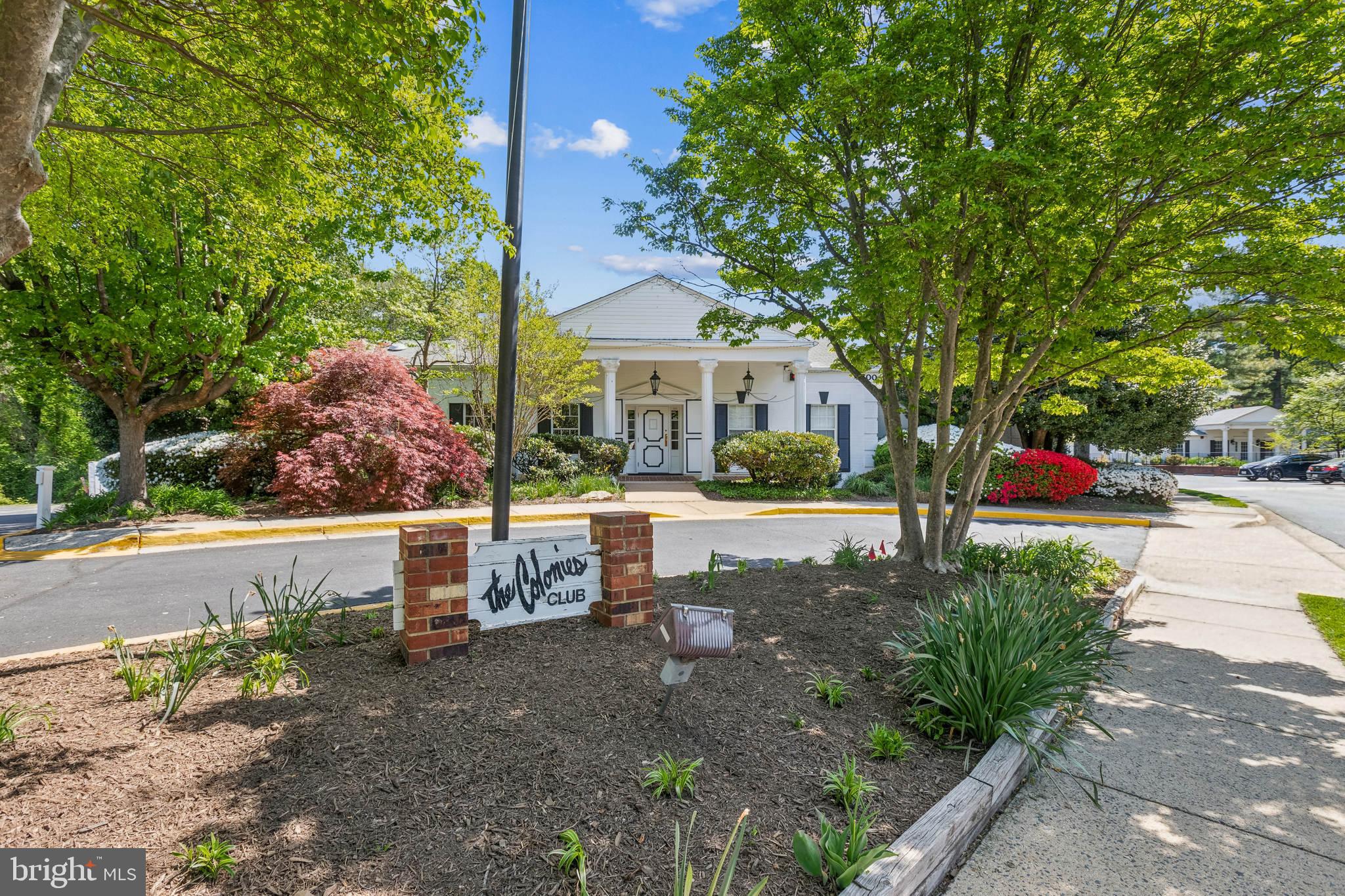 THE COLONIES - Residential